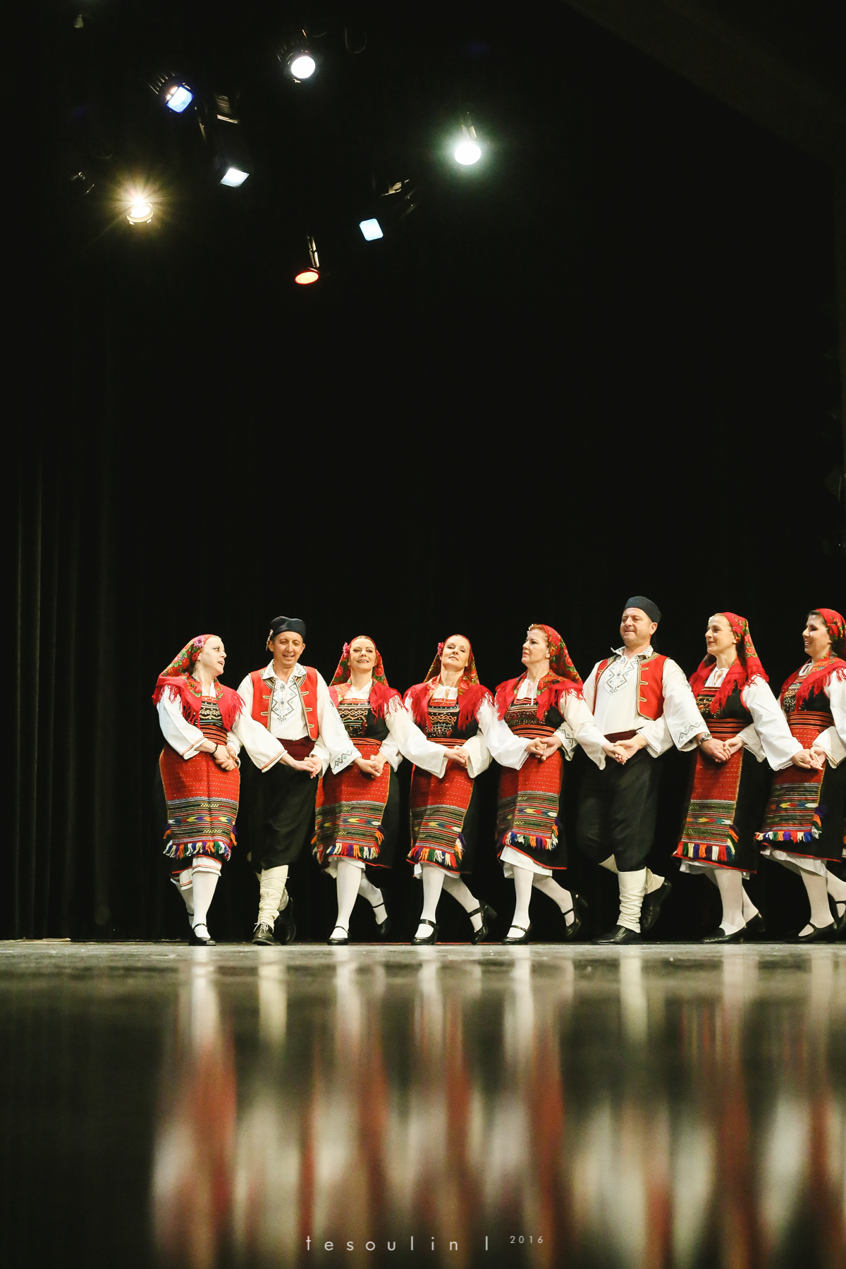 greek dances - tesoulin -7.jpg