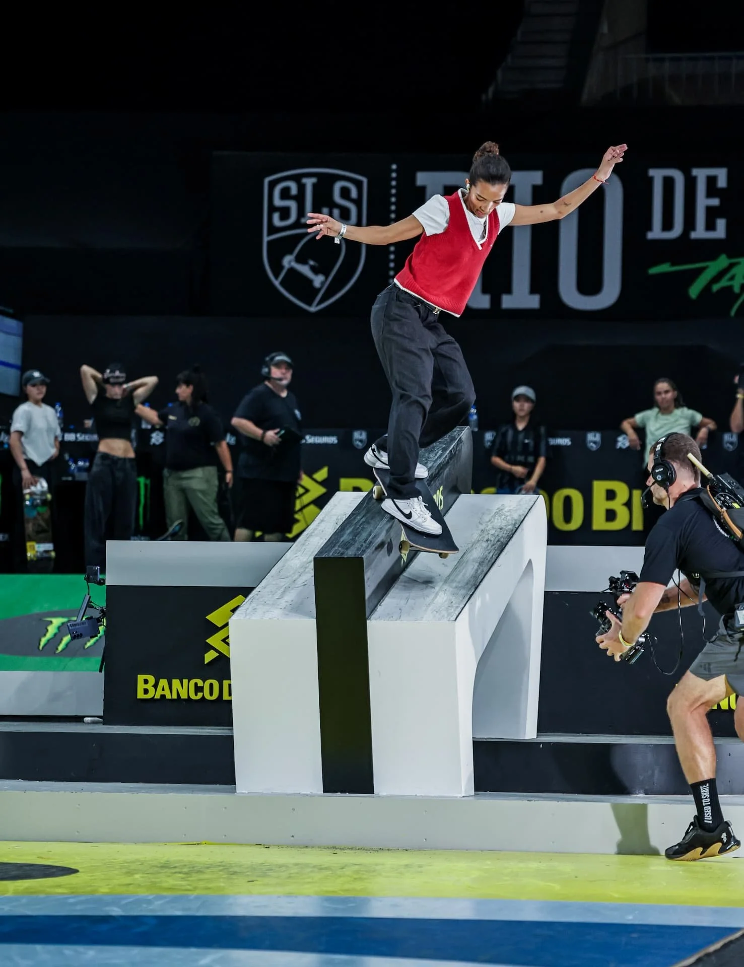 RayssaLeal_BS_Smith_Rio (1) (1).jpg