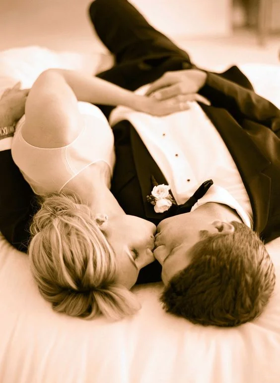 Laguna-Beach-Wedding-by-Elizabeth Messina.jpg