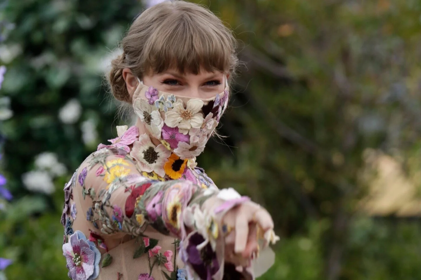 Taylor Swift's 'Floral Folklore' Grammys Dress: Watch It Come Together