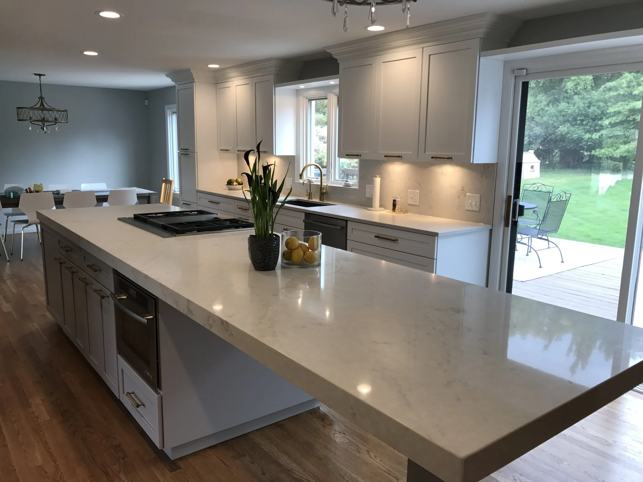 Main - Kitchen 10 (1).JPG