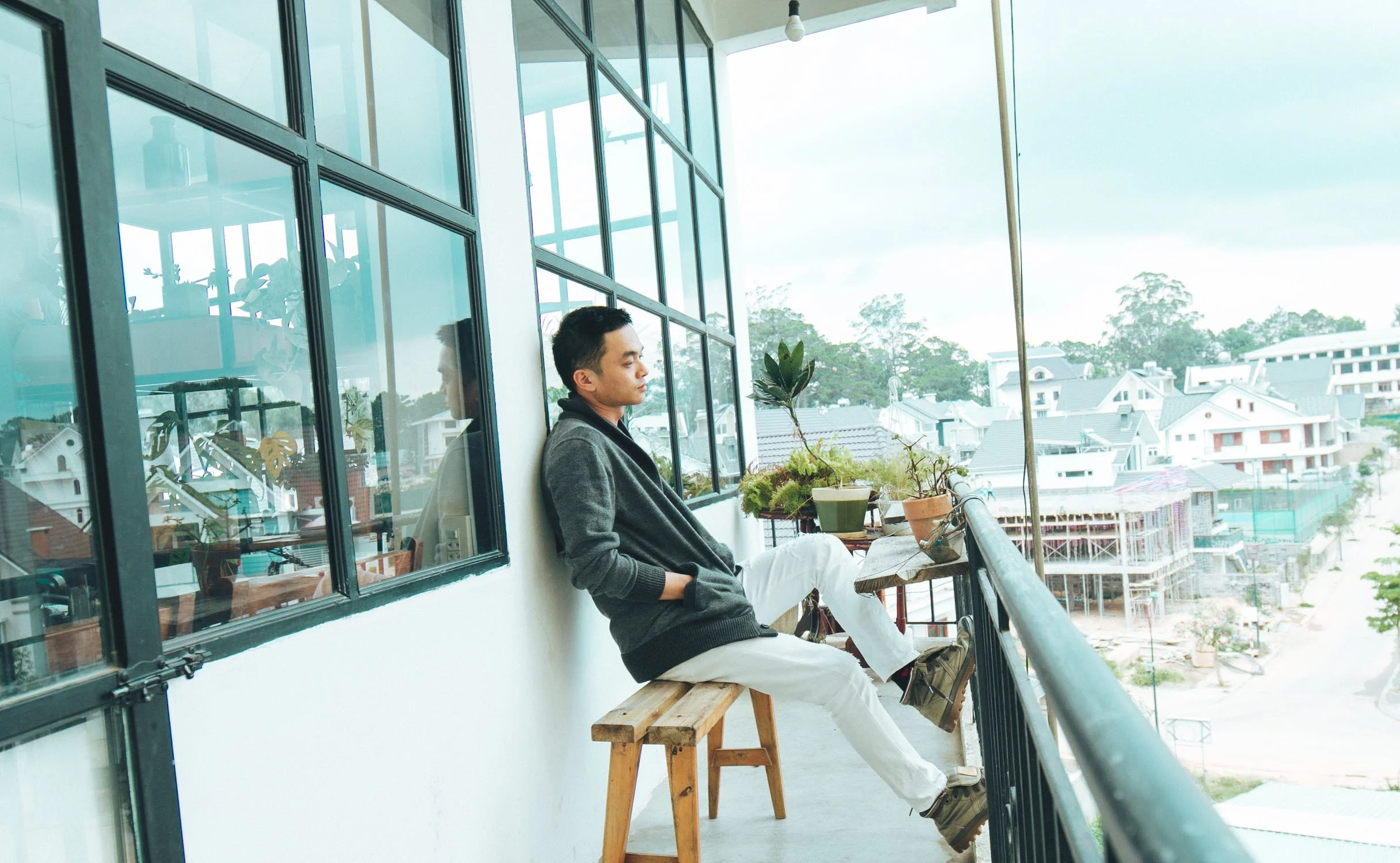 How Diverse Professionals Can Respond to Non-inclusive Environments