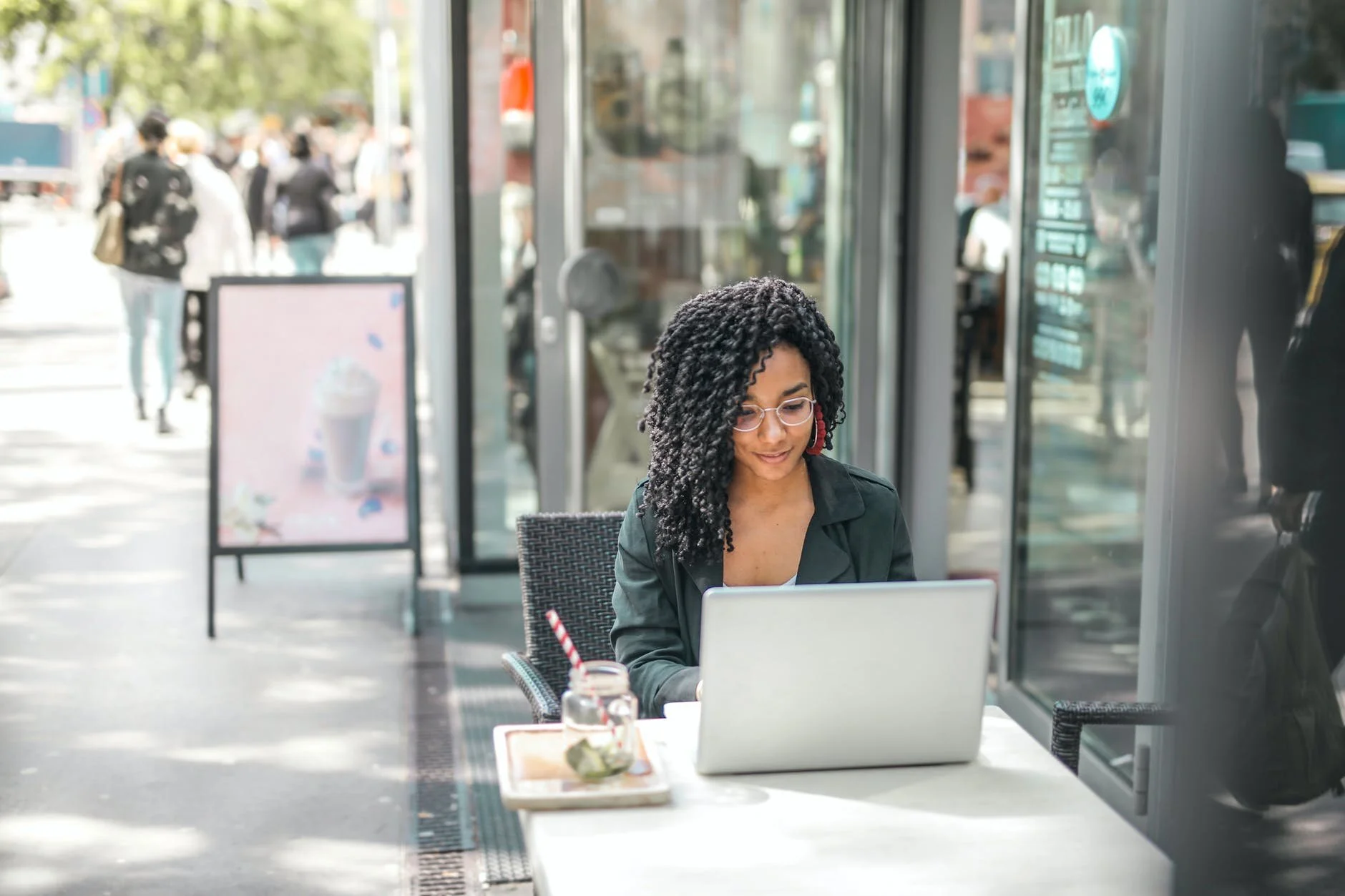 How to Beat Facial Recognition Interviews