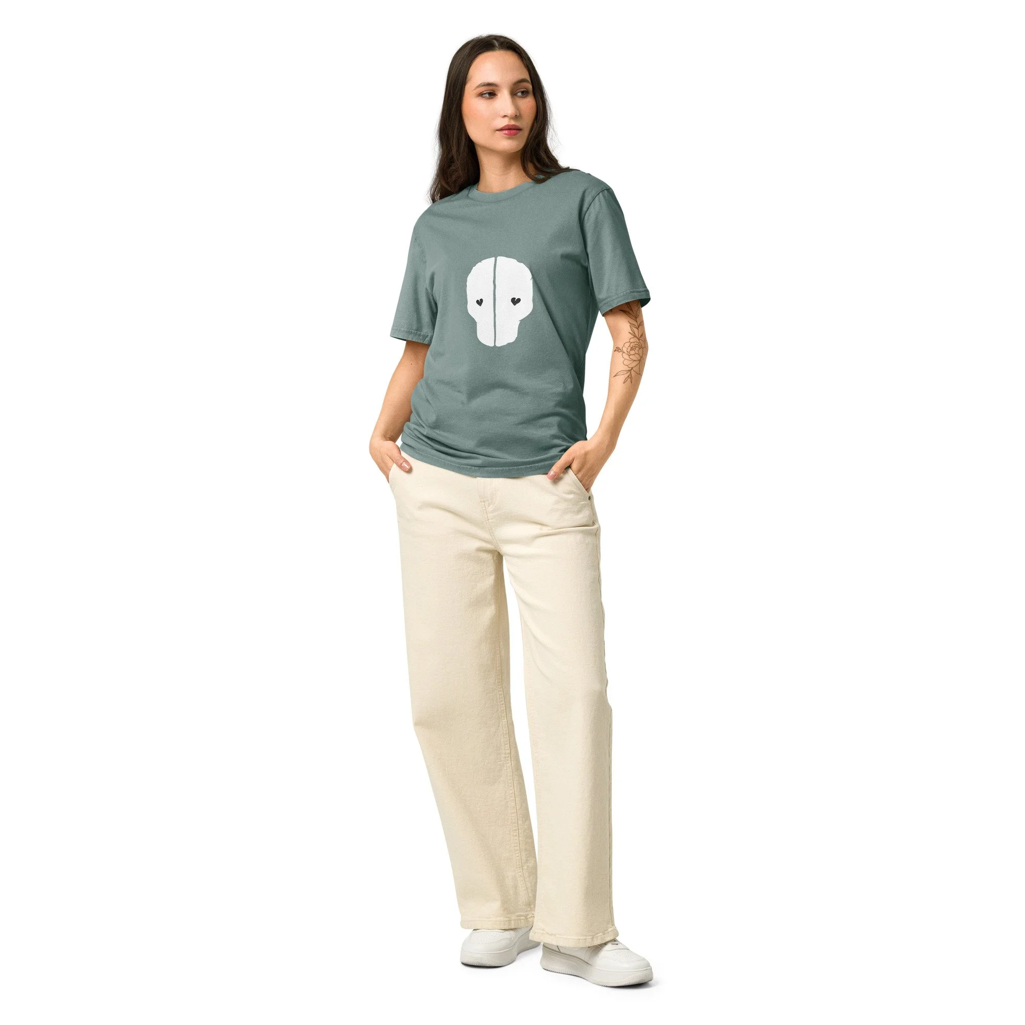 unisex-garment-dyed-creator-2.0-vintage-t-shirt-g.-dyed-green-bay-front-69fb6f9ad82b6.jpg