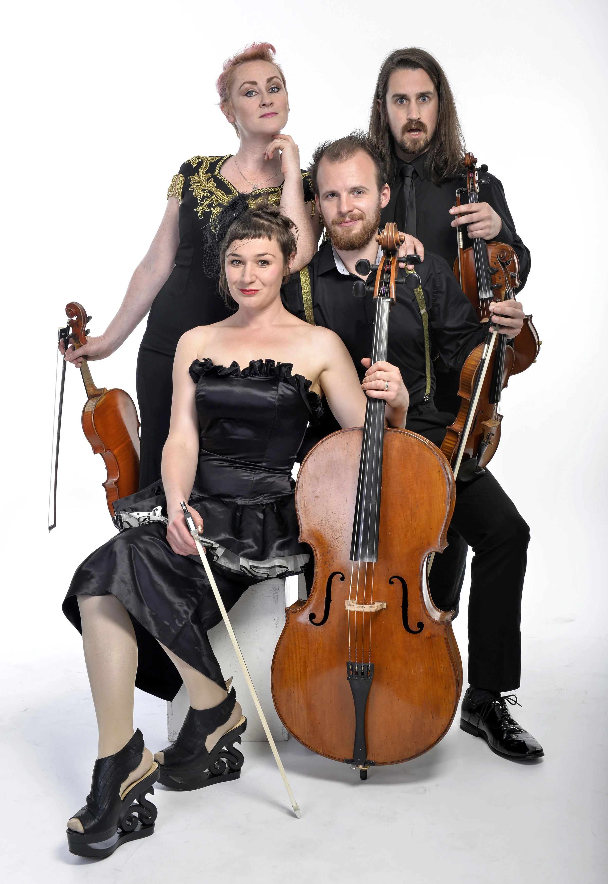 bowjangles_0040_photo by steve ullathorne.jpg