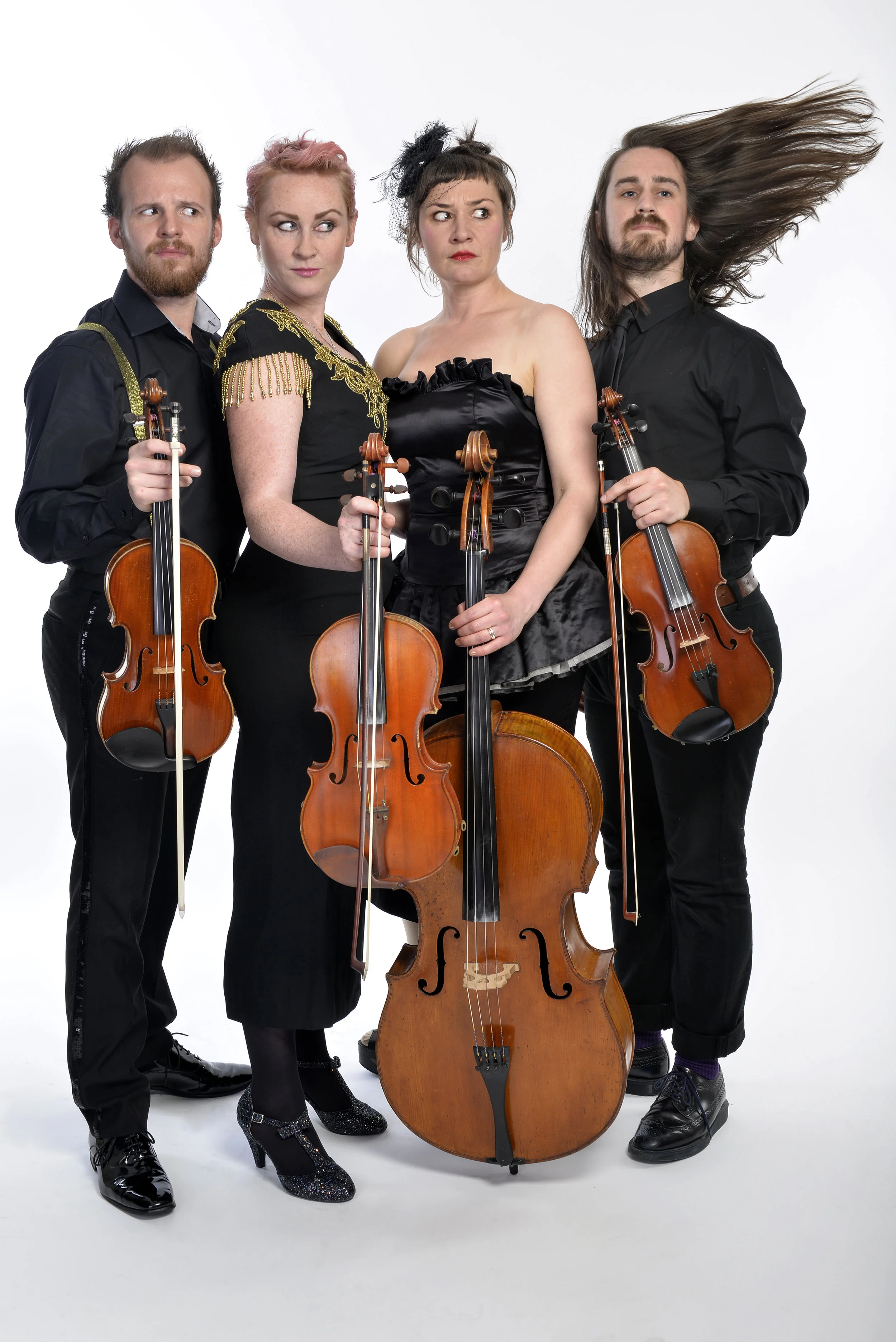 bowjangles_0020b_photo by steve ullathorne.jpg