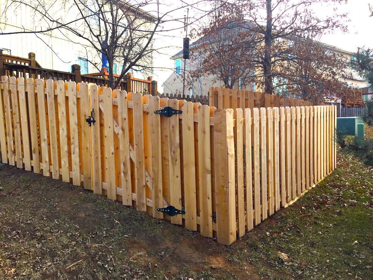 fence-gate-yard.jpg