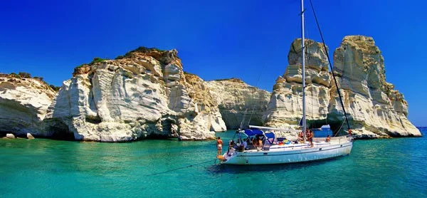 Photo credit: boatbookings.com