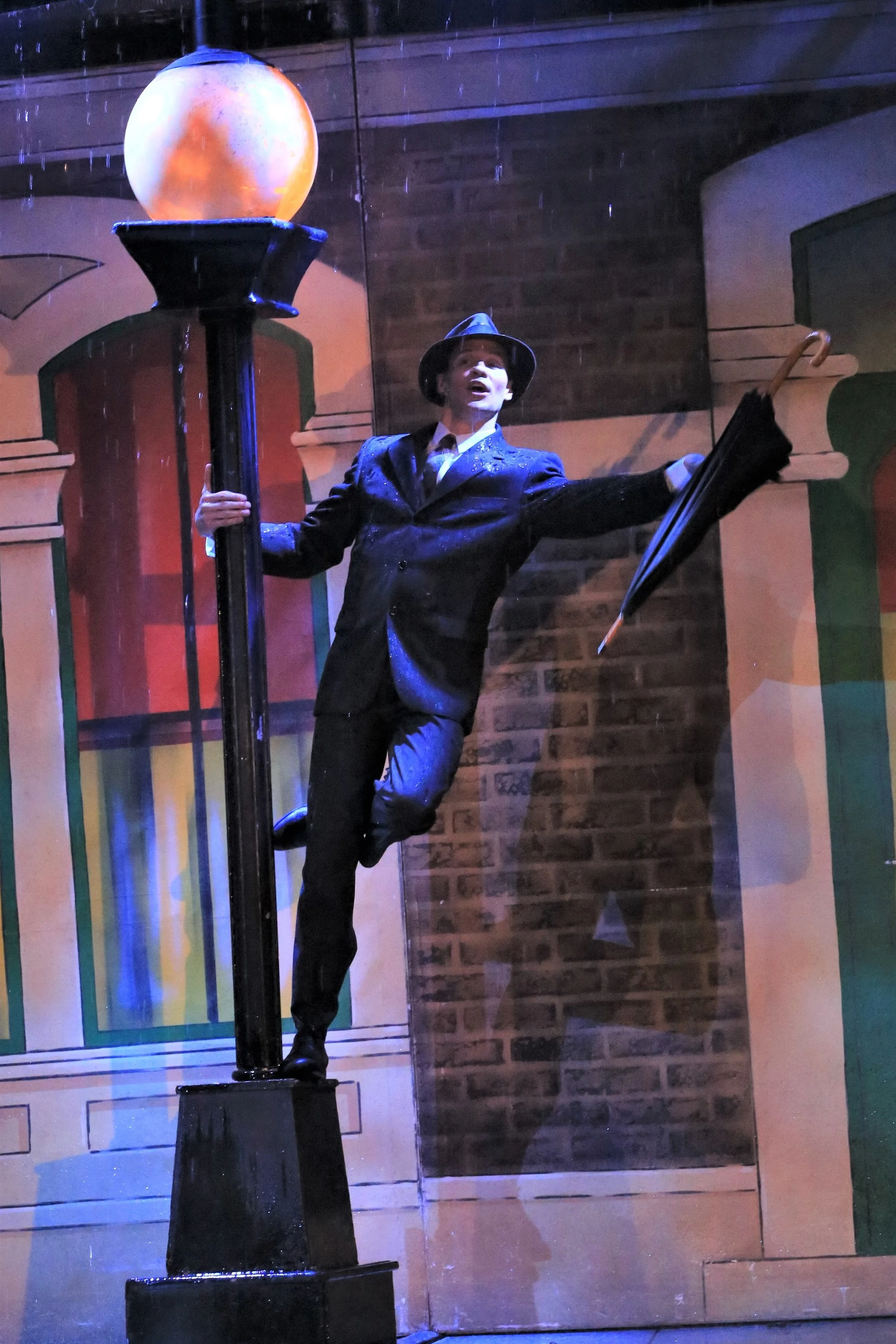 Don on lampost.jpg
