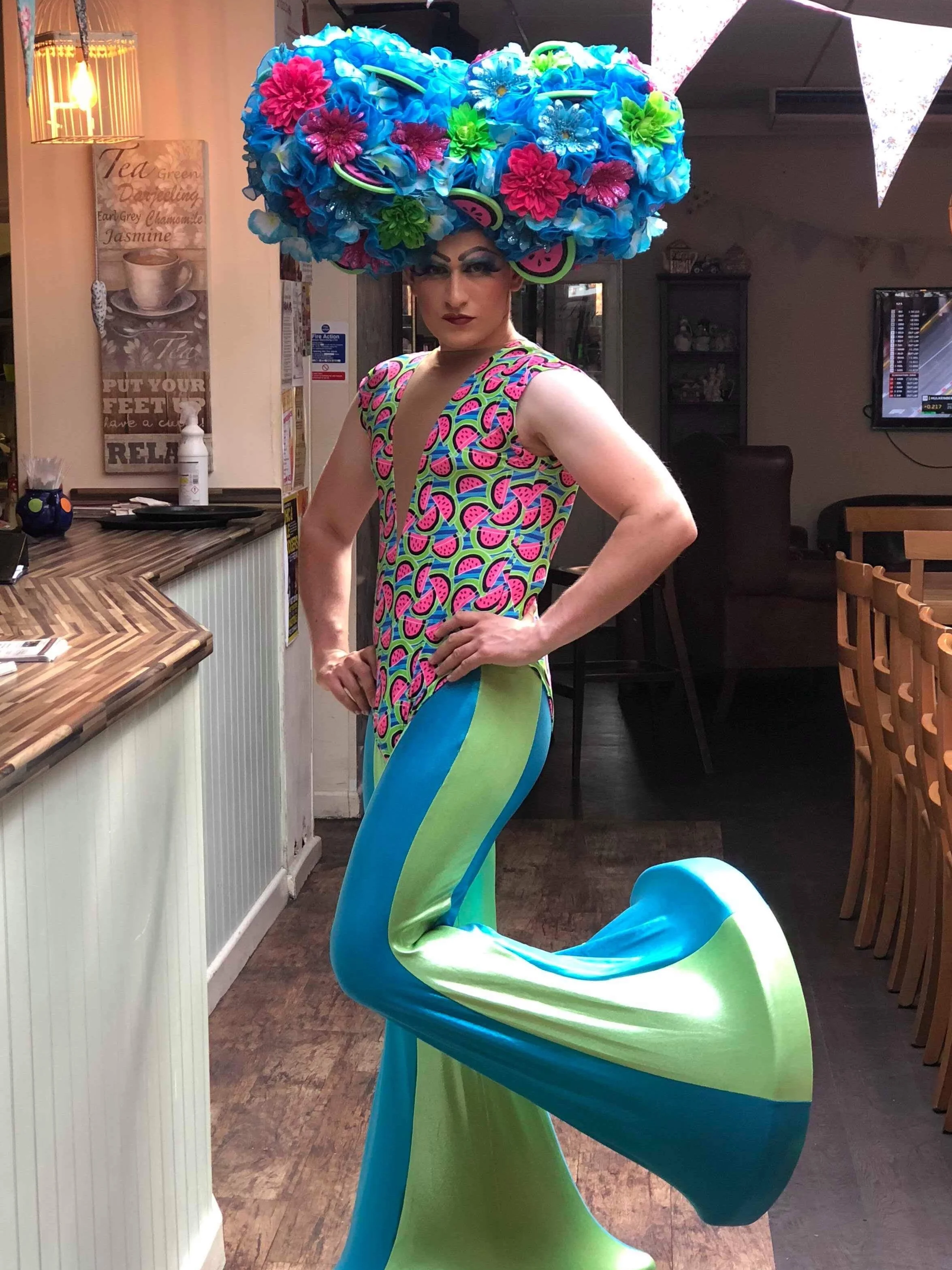 Doug Cairns as Felicia