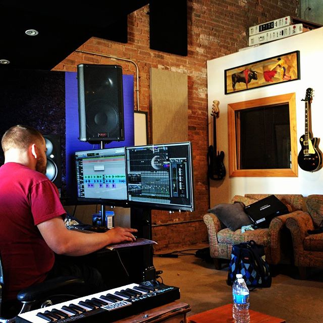 @cbmix in Studio A 
#producer #mixing #mastering #beats #chicago #chicagohiphop #work #fire #music #hiphop #rap #ableton #protools #studio #glasstree