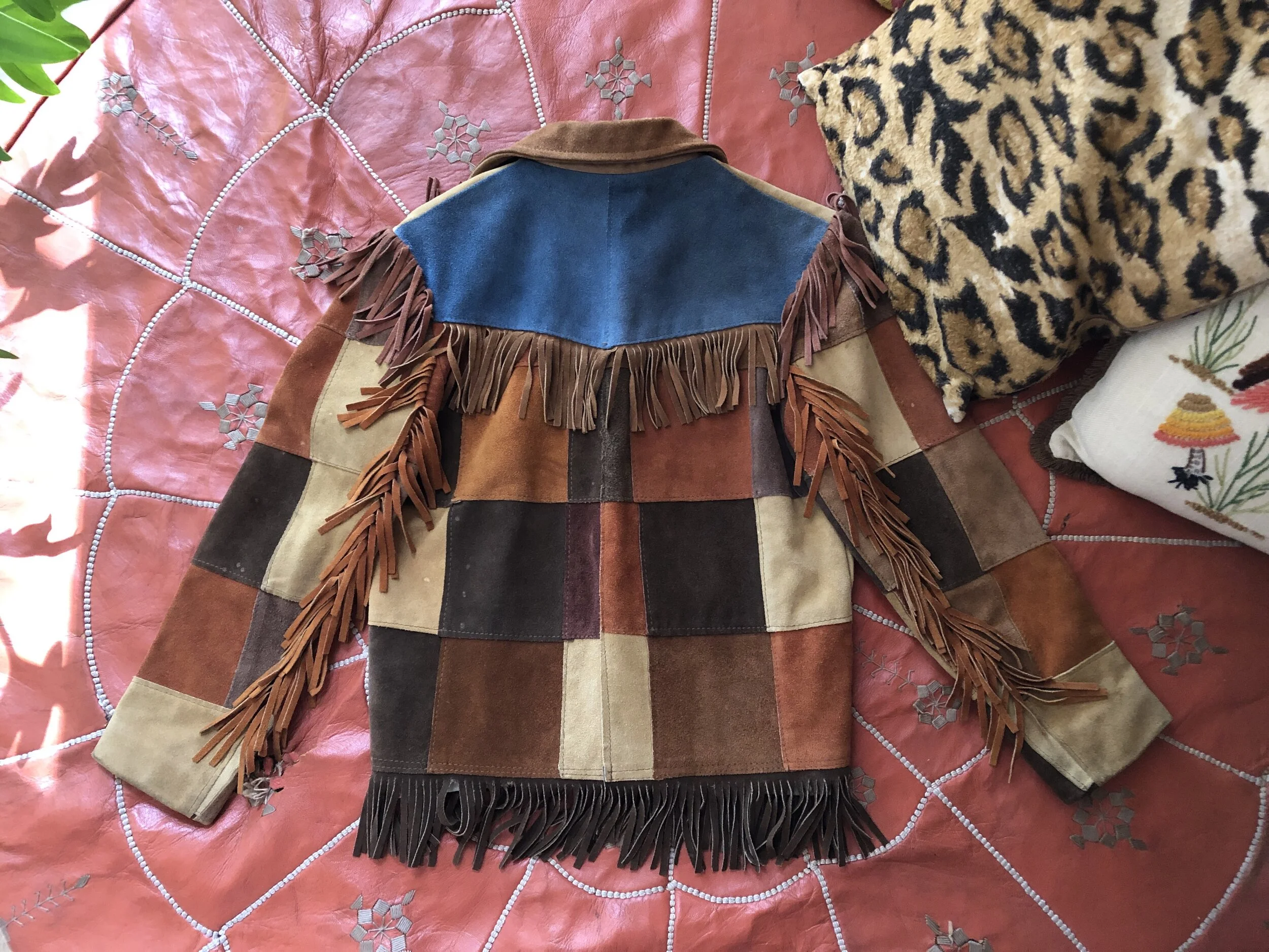 EA6DD70D-3FD5-4C19-91F0-C8F09FE009E6