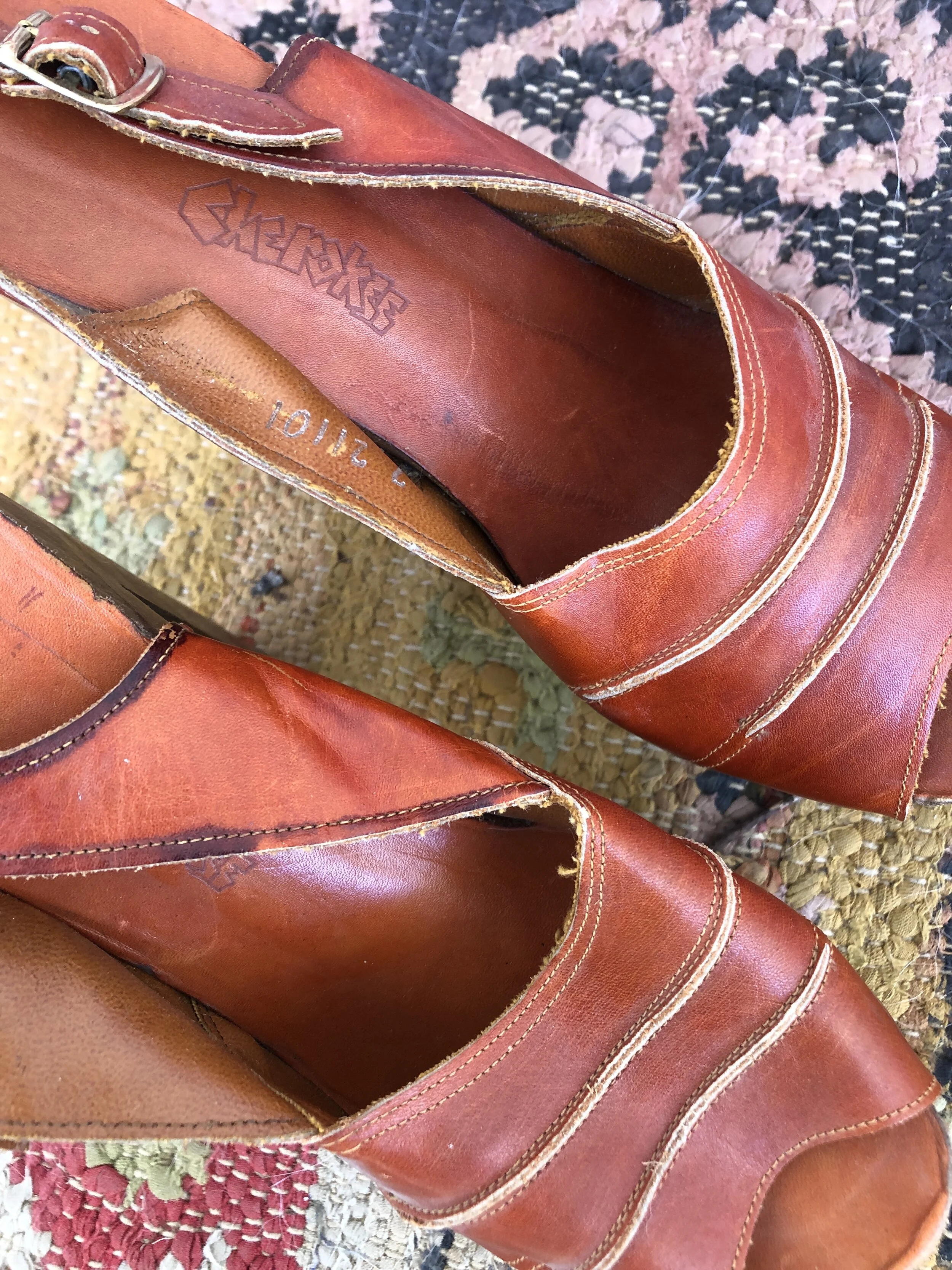 E897CB76-CCEF-404B-AC38-1A75277BC5E7