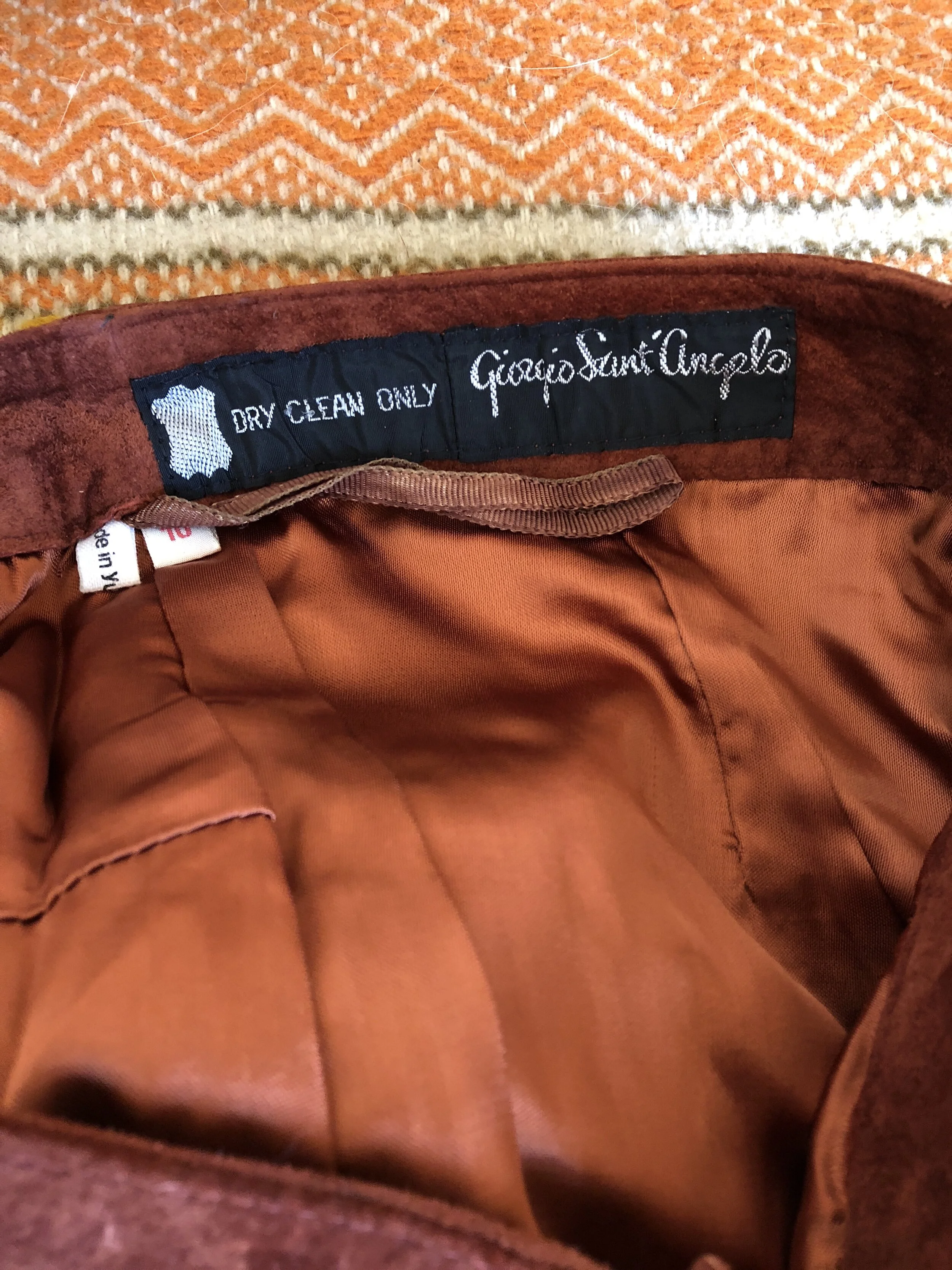 4DC422E2-E3C1-4223-B1A2-5338EA77E8F4