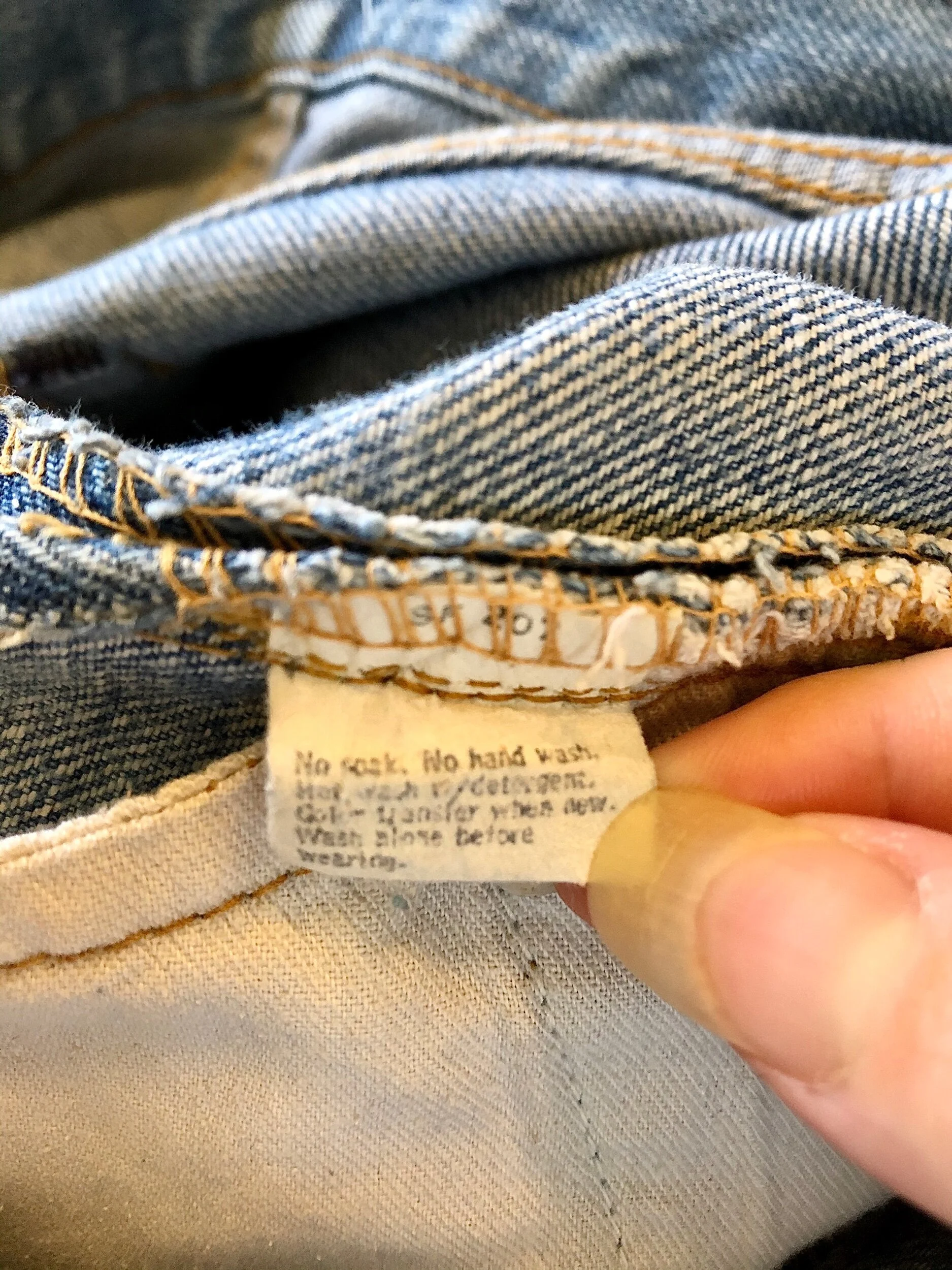 53F43293-B3E4-4267-9A54-6F9F6095C6AB