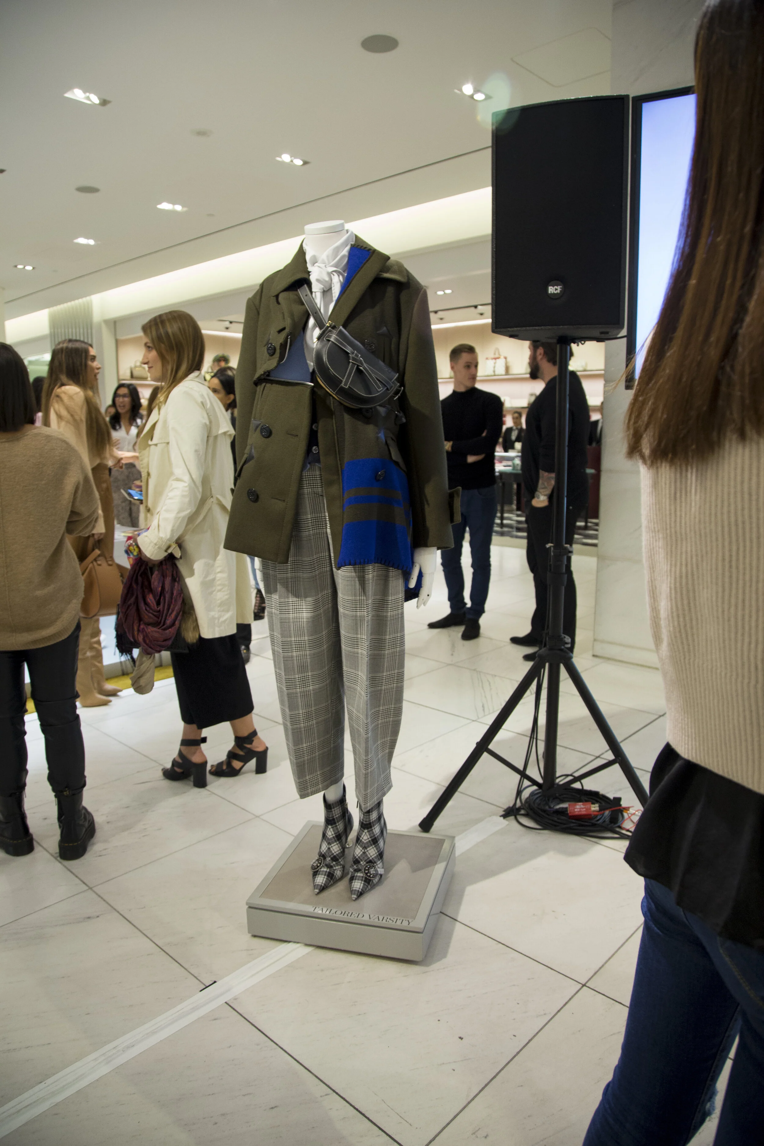 Sept15_Holt Renfrew_CoveteurIMG_6541.jpg