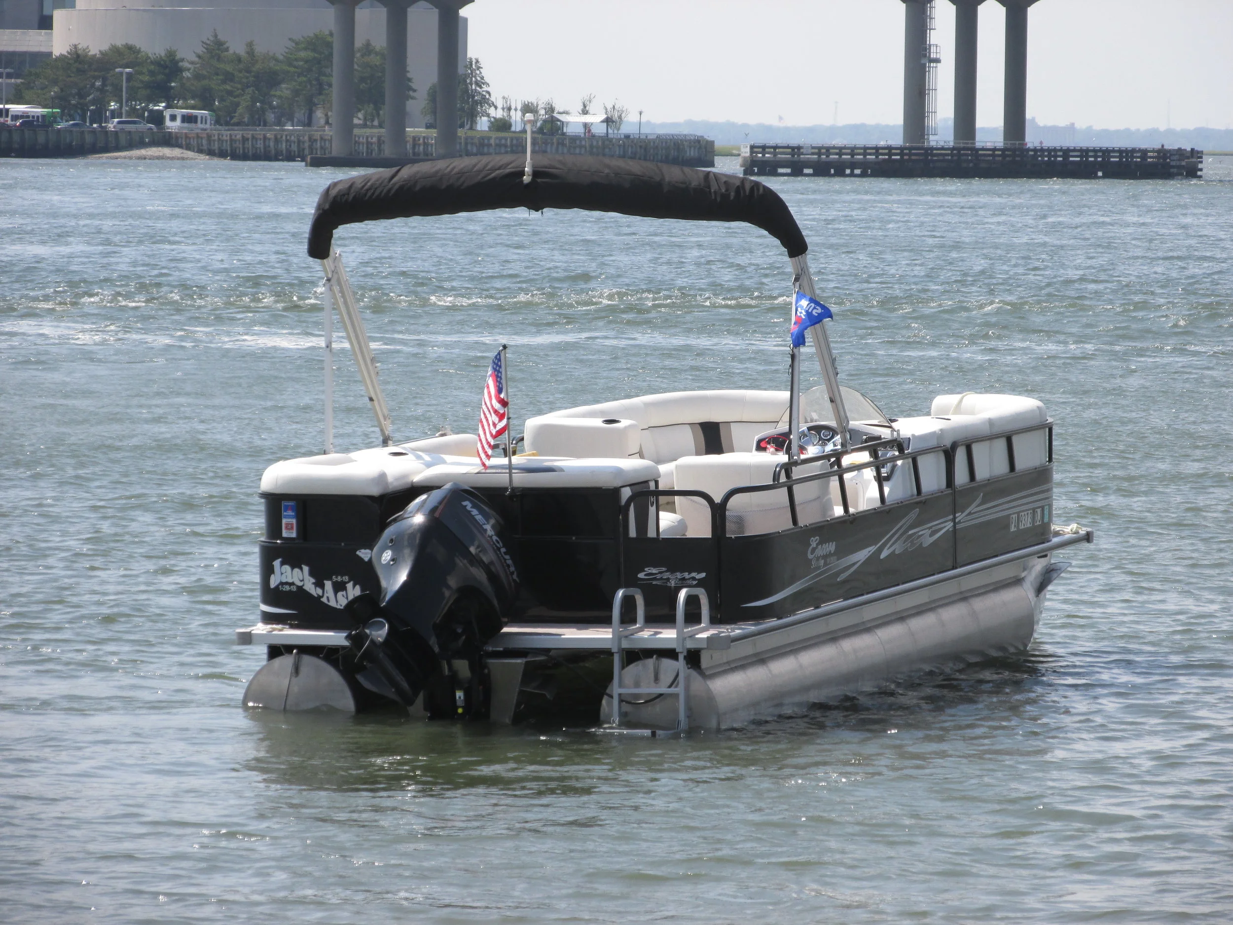 Jack-Ash lying at anchor off the Jeep Beach near Atlantic City, NJ.Photo by Ed Wise