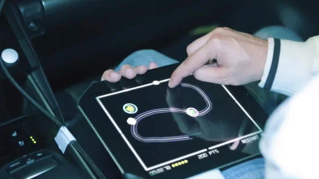3017522-inline-i-1-fans-make-their-own-race-course-in-real-time-lexus-game.jpg
