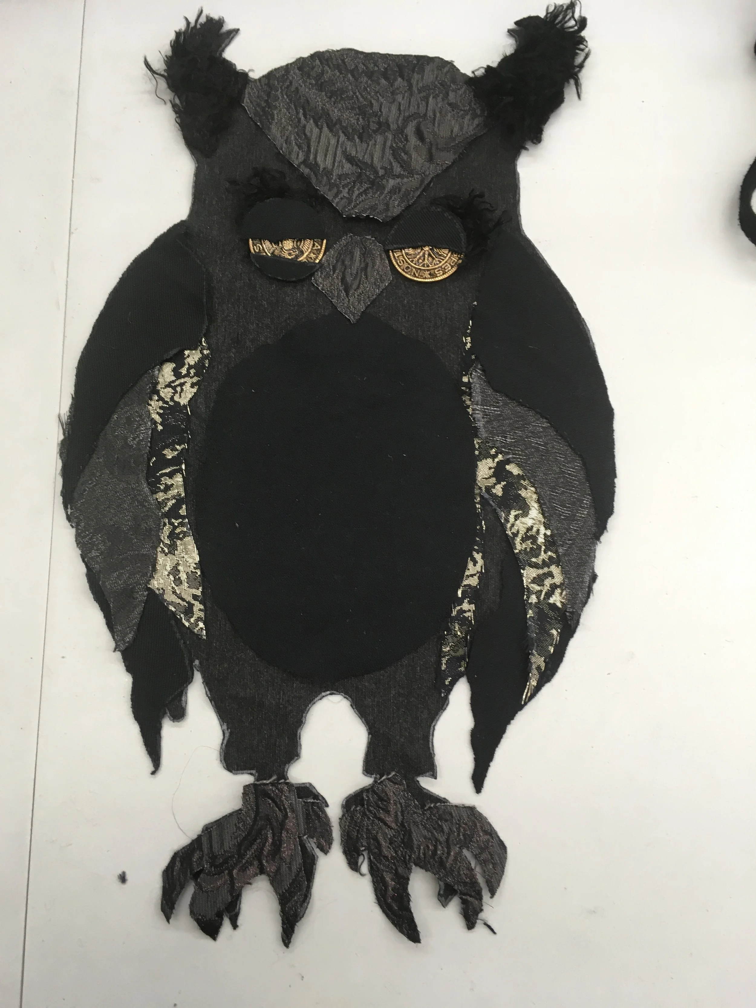 Embroderd owl.JPG