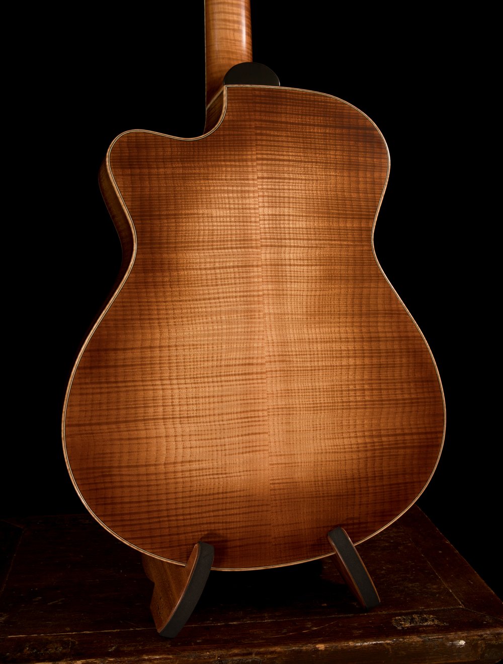 Lichty-Guitar-LFAC-G139-5.jpg