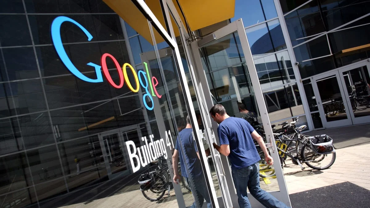 google-earnings-karabell-tease_lsgscp.jpg