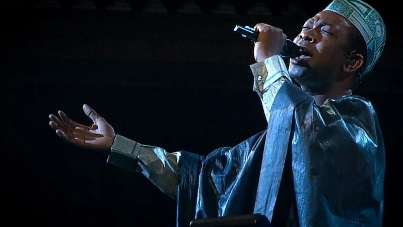 Youssou_in_concert_1_t800.jpg