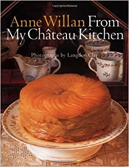 This delicious apple cake bears the name of the Château du Feÿ.