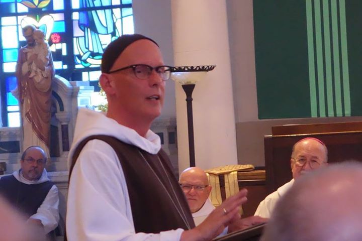 Br. Karekin preaching at a Convocation of the Brotherhood.