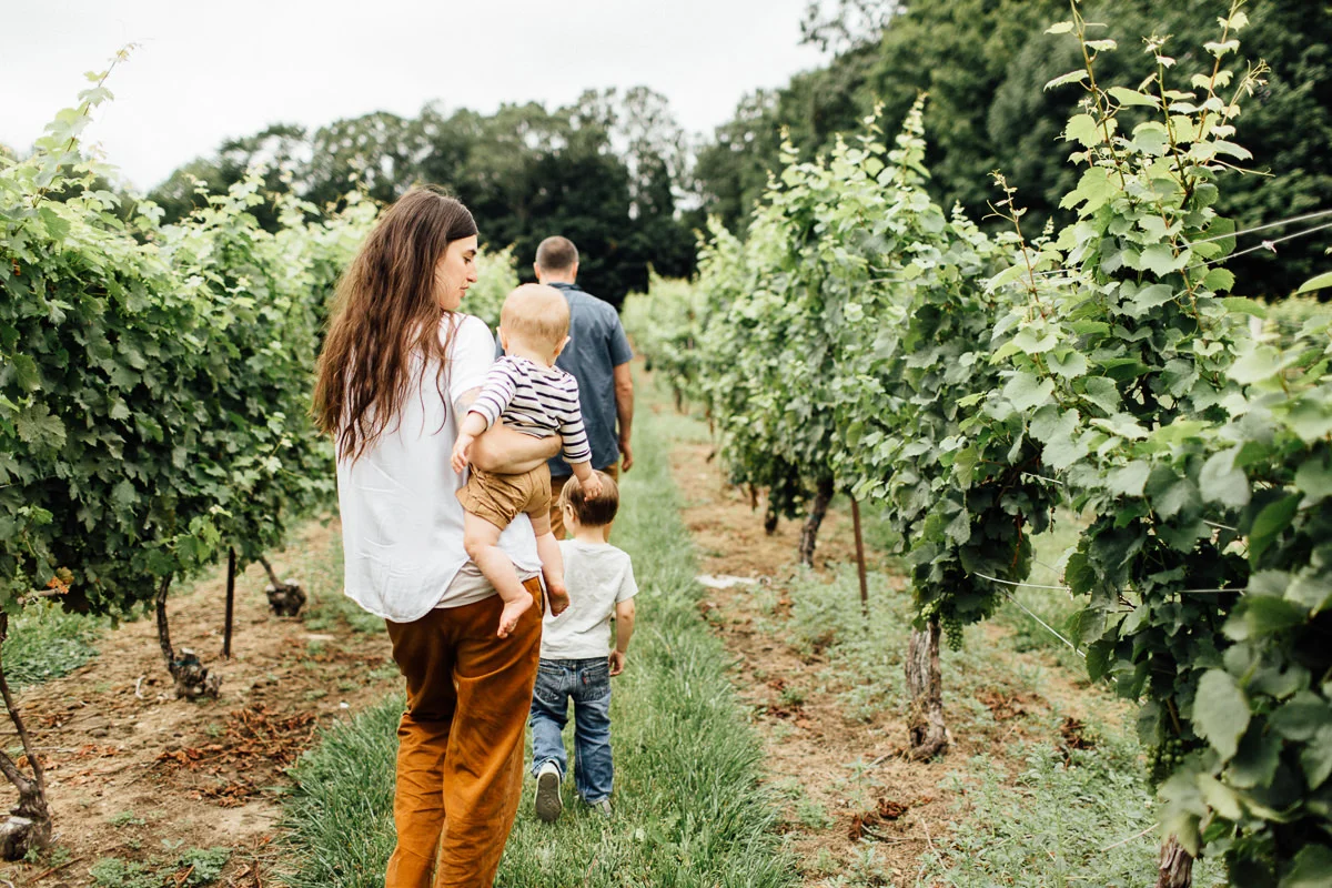 chamard-vineyards-ct-new-england-editorial-family-photographer (16 of 34).jpg