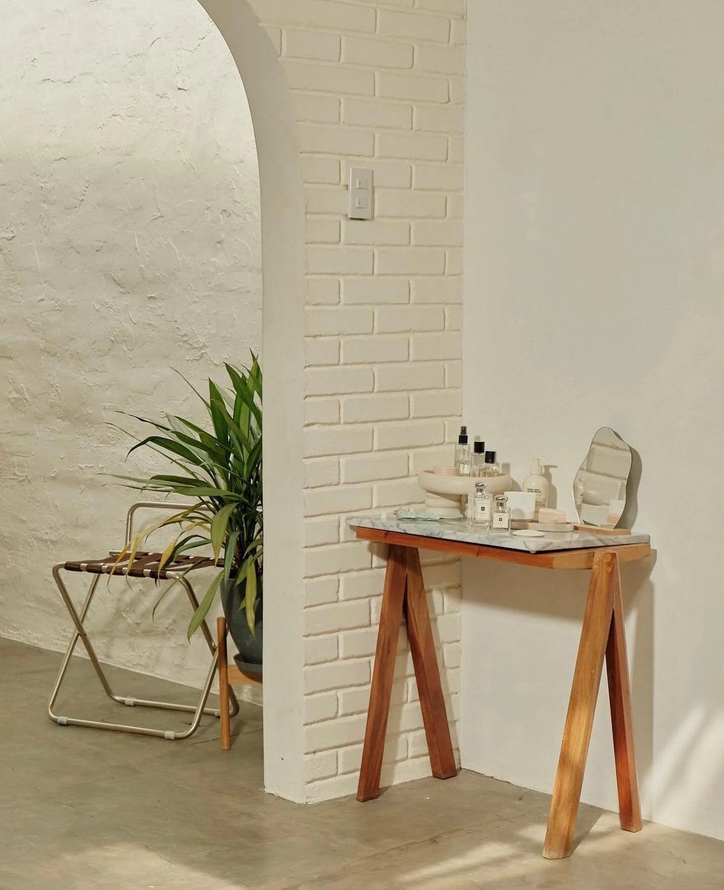 We&rsquo;re making way for new things 💗 coming very soon. Get the last few pieces of past designs on the website. 

In photo: Side table captured by the wonderful people at @sproosstudios