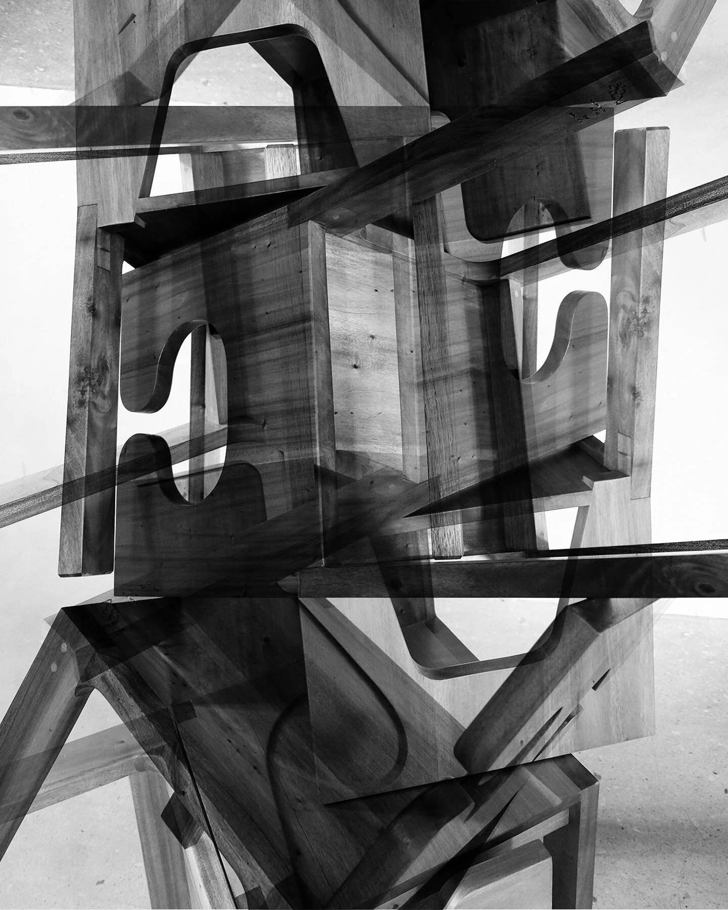 In love with @colindancel playing with the play chairs 🤸&zwj;♀️