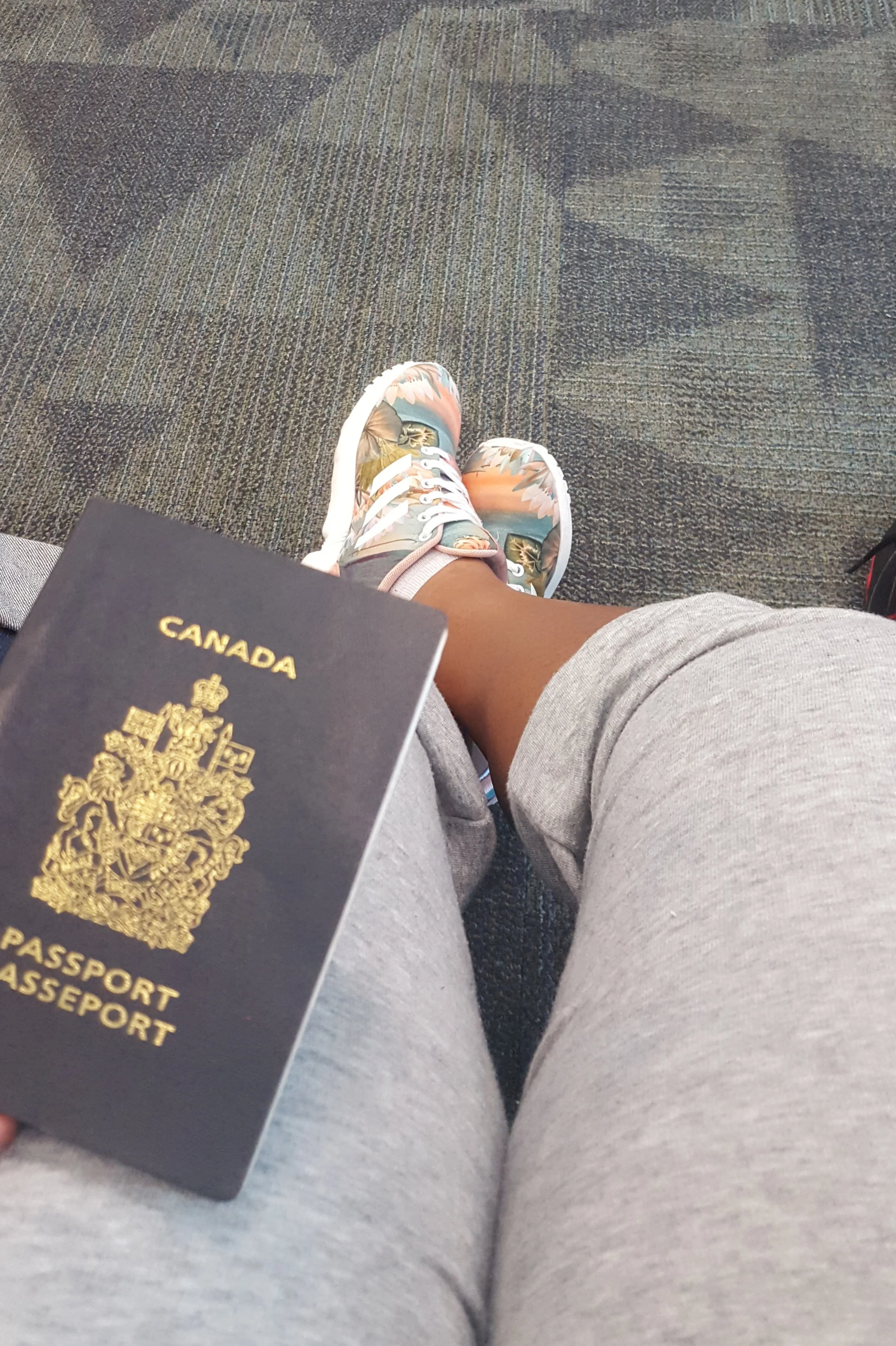 Just here waiting on my connecting flight.....