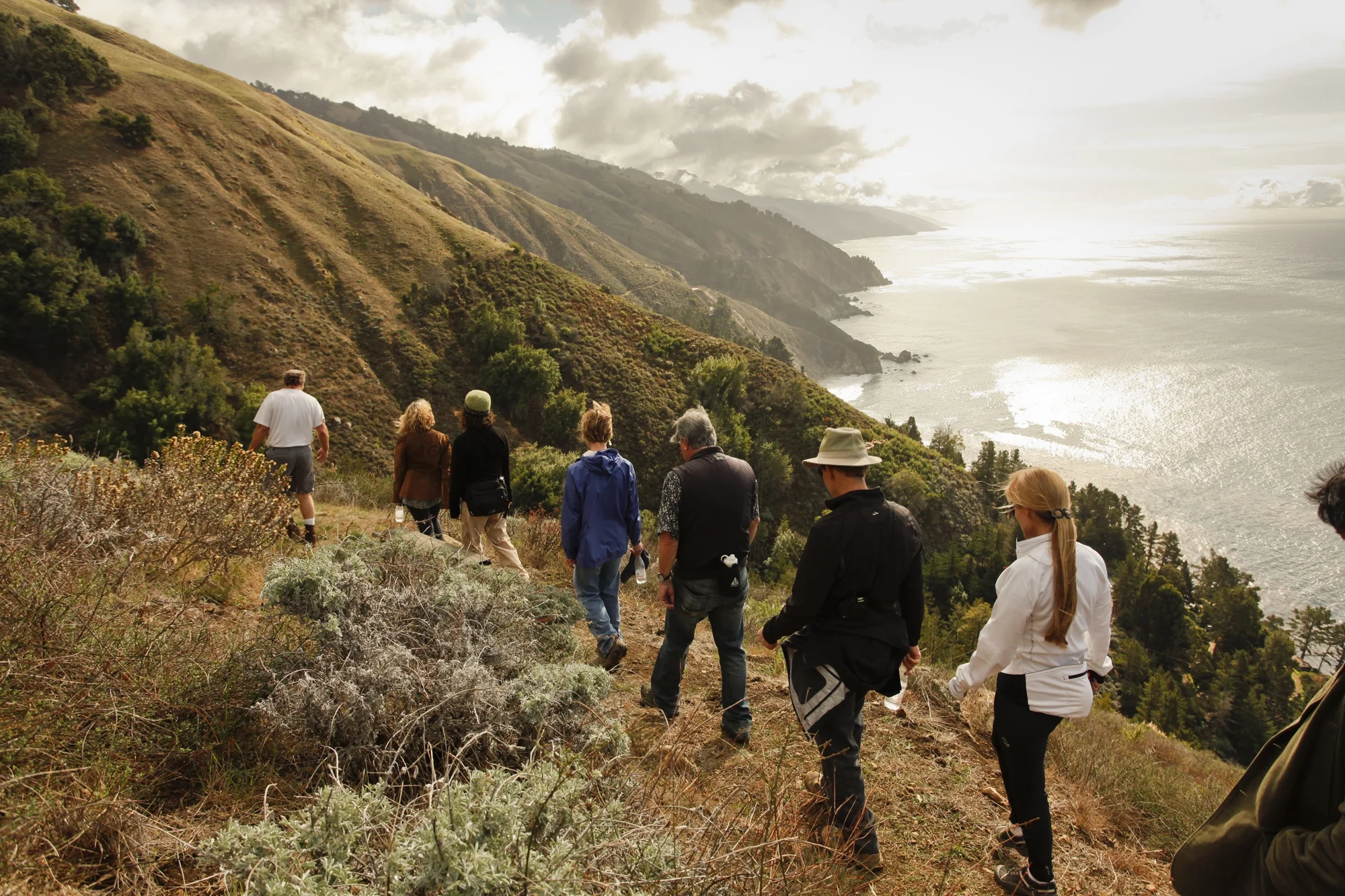 “Hiking with Stemware” event at Big Sur Food and Wine Festival