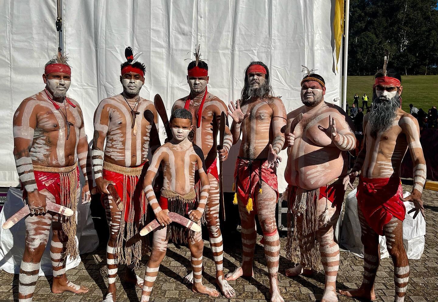 Mob deep at BURRAMATTA NAIDOC 👣🖤

Such a deadly way to finish off a very busy NAIDOC week, stomping up for community. Our cups are definitely full! 
⚡️⚡️⚡️

#muggera #muggeradancers #sydney #dance #ceremony #culture #koori #australia #murri #yugemb
