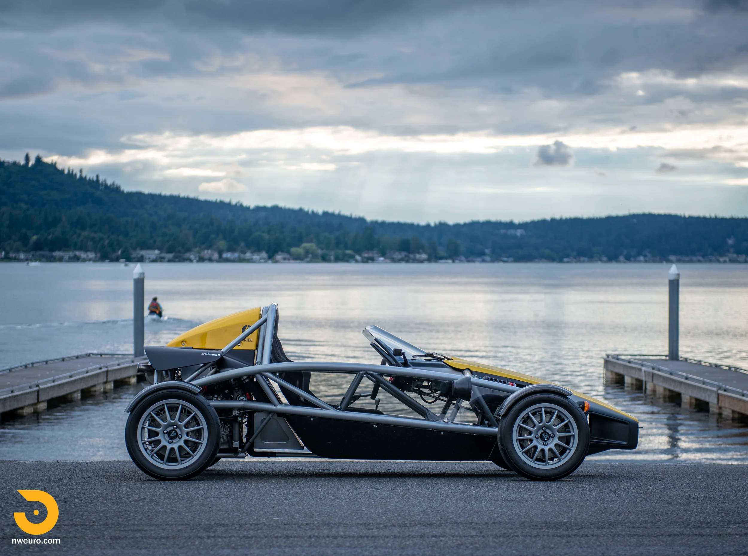 Exoskeleton Excellence - 2008 Ariel Atom 3