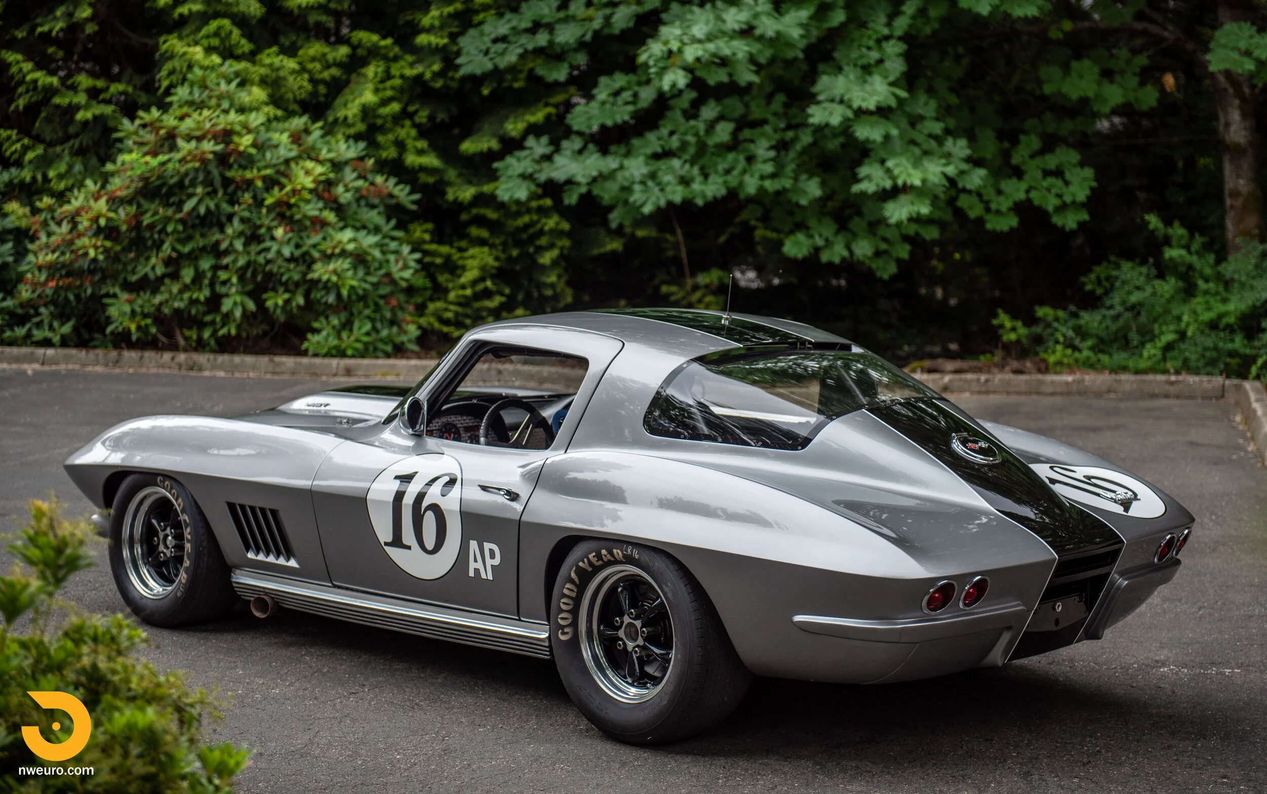 1967 Corvette 427 Race Car - Winning Package