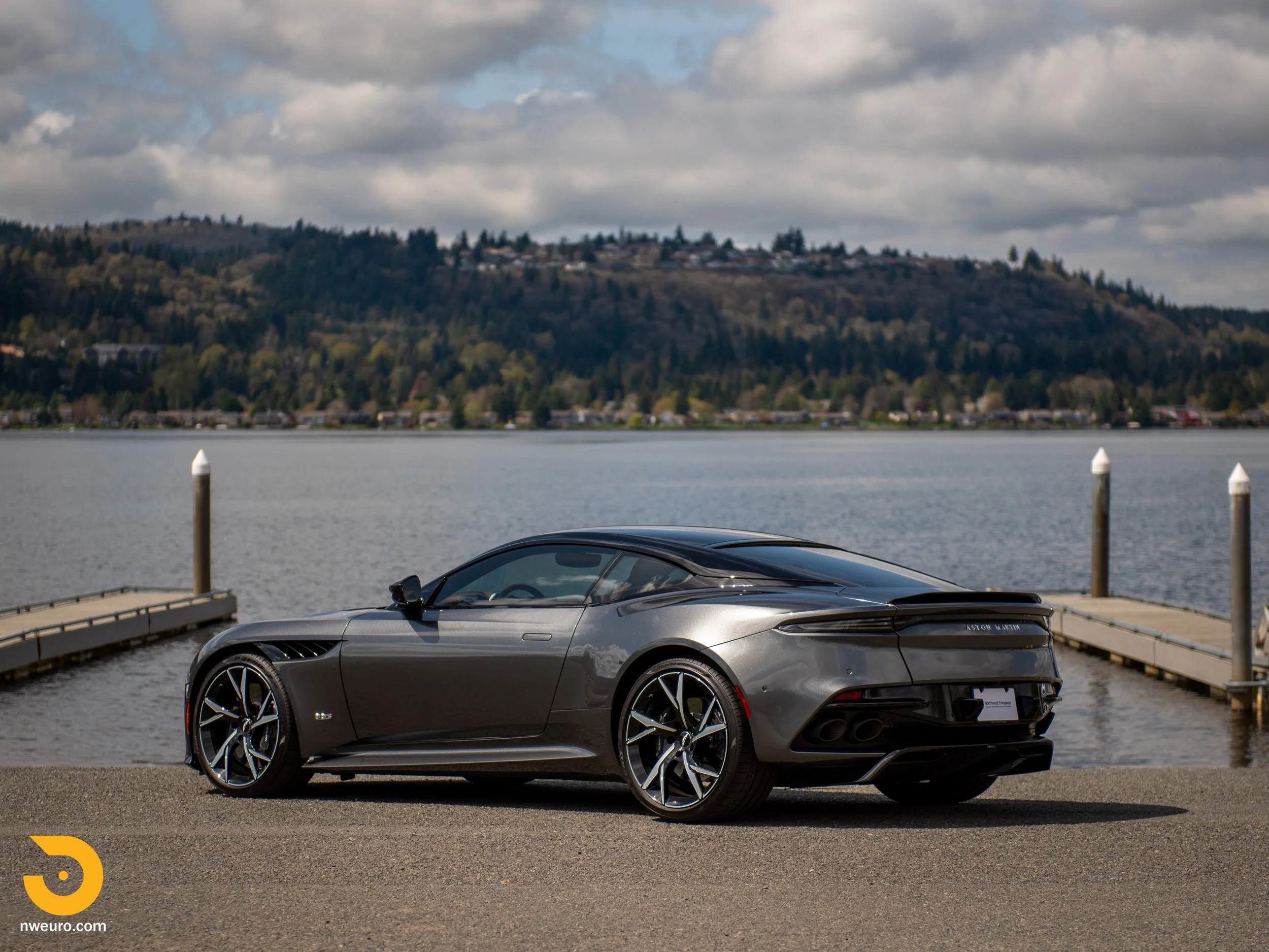 Class, Style, Power - Aston Martin DBS Superleggera