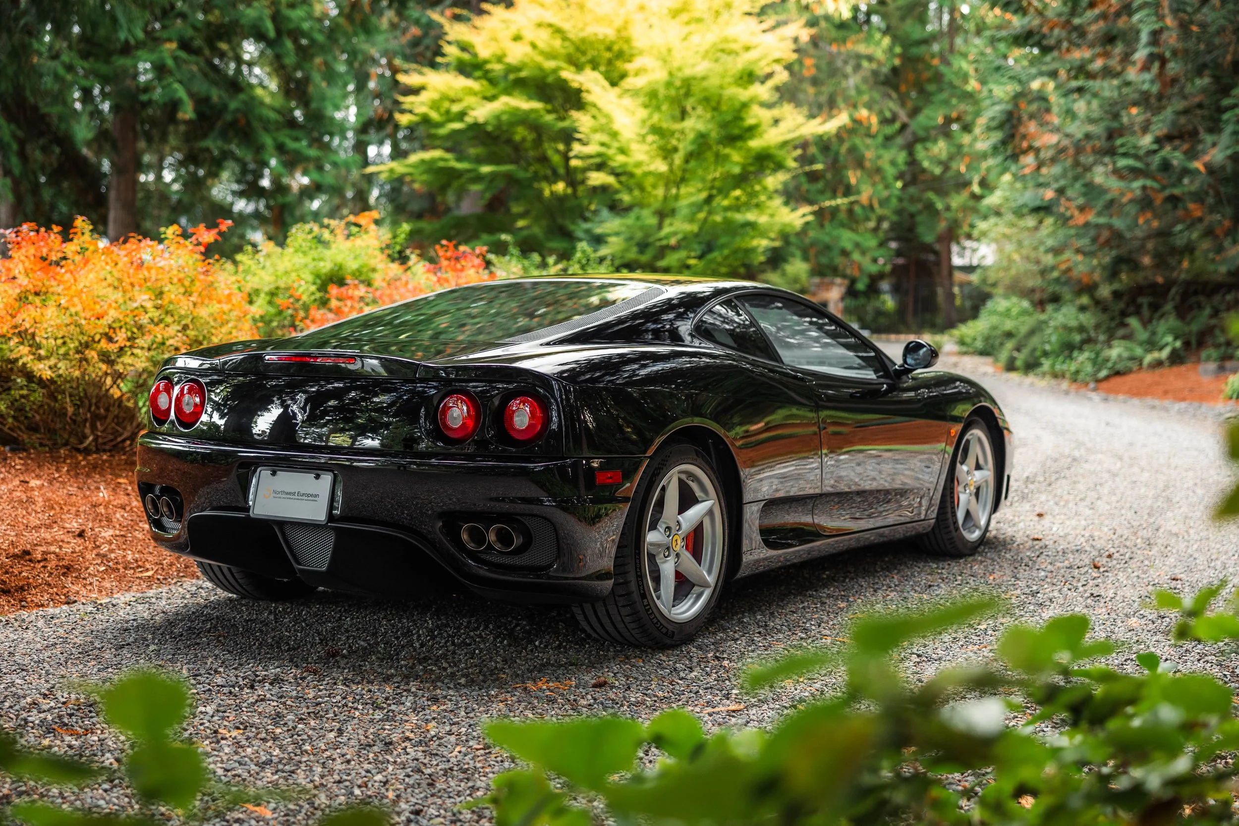 Black over Black - 360 Modena