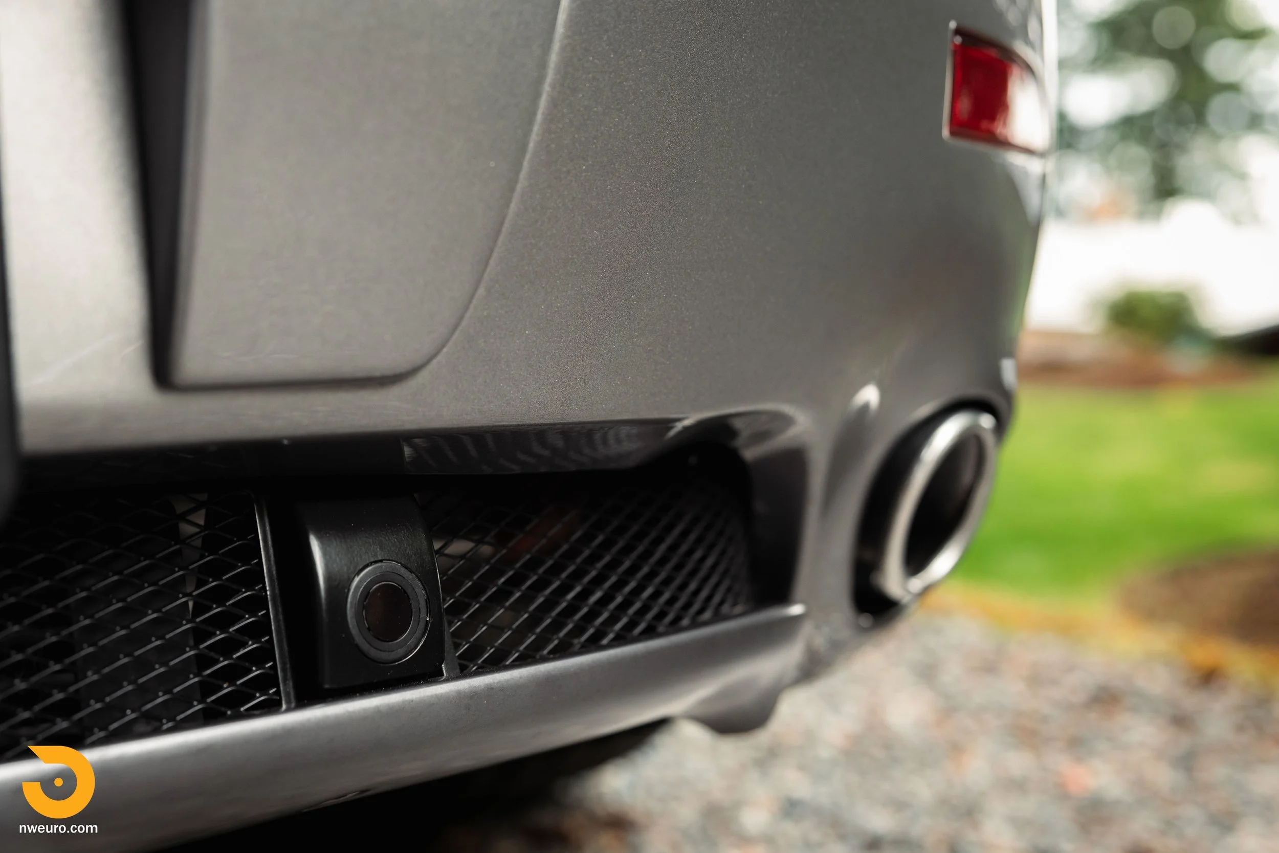 2007 Aston Martin V8 Vantage-27.jpg