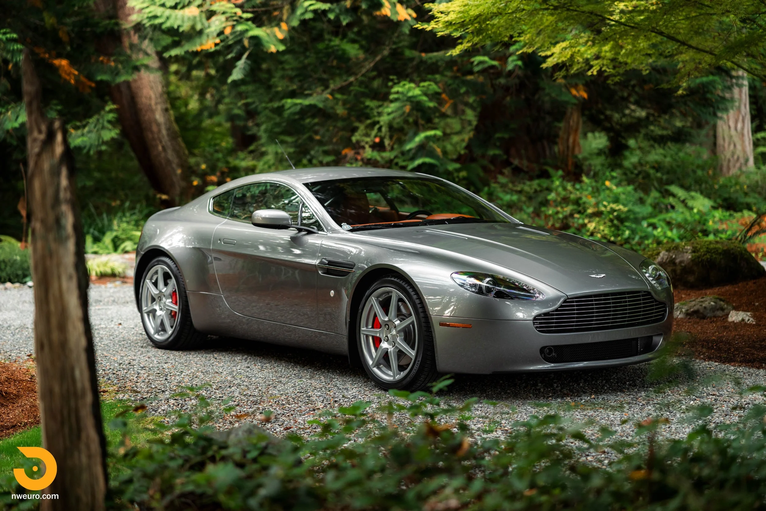 2007 Aston Martin V8 Vantage-43.jpg