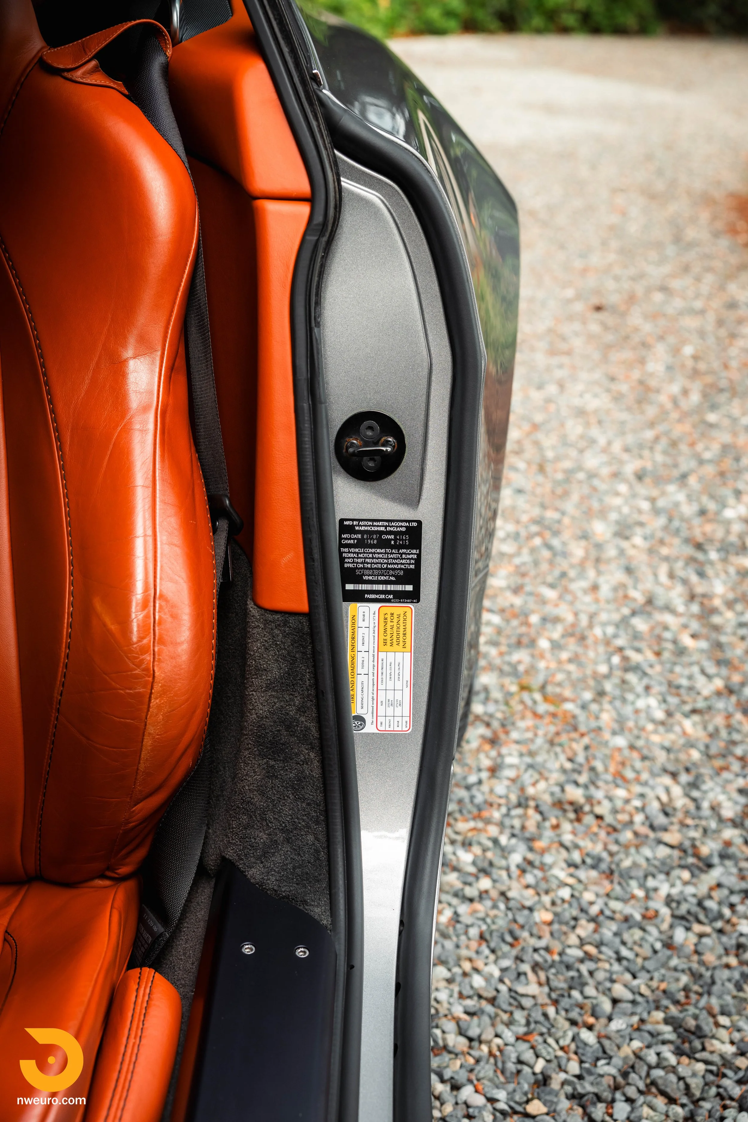 2007 Aston Martin V8 Vantage-68.jpg