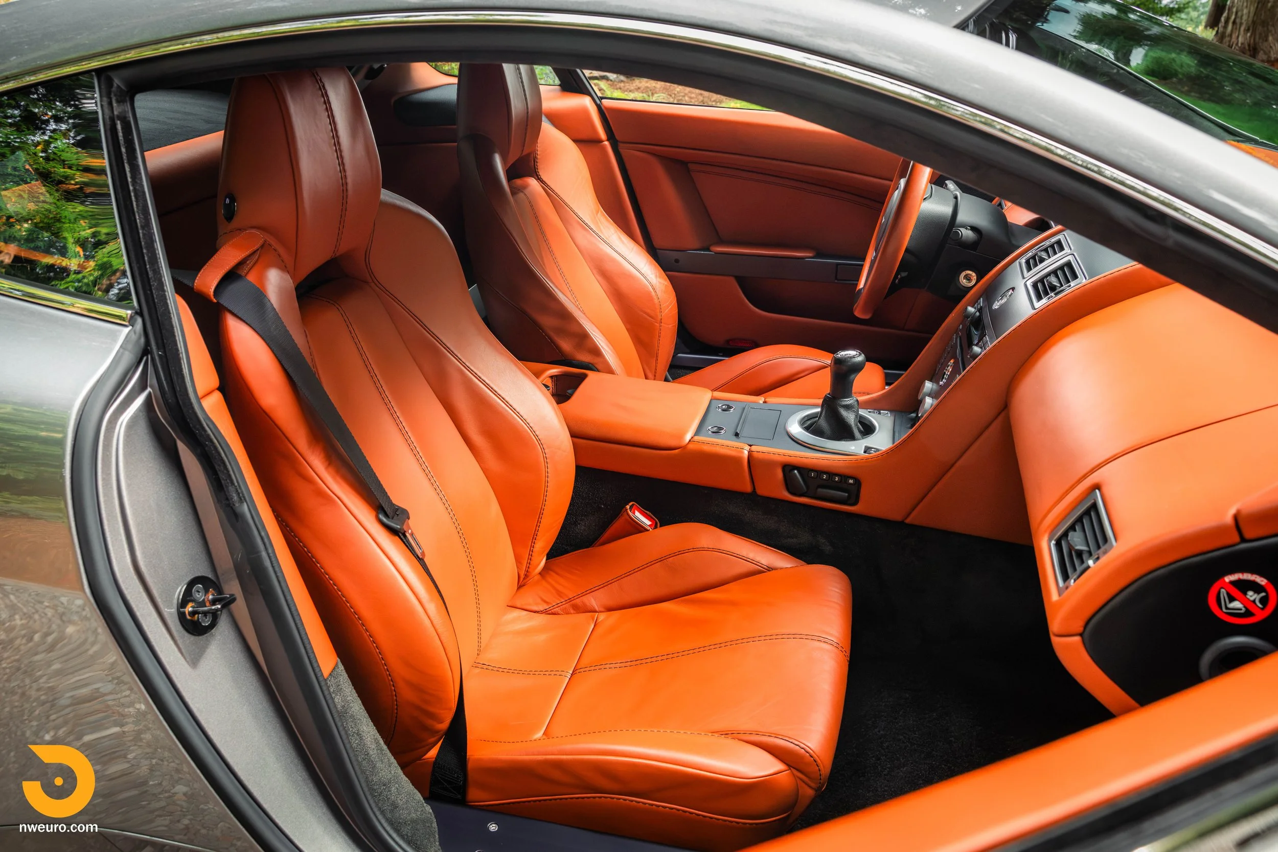 2007 Aston Martin V8 Vantage-74.jpg