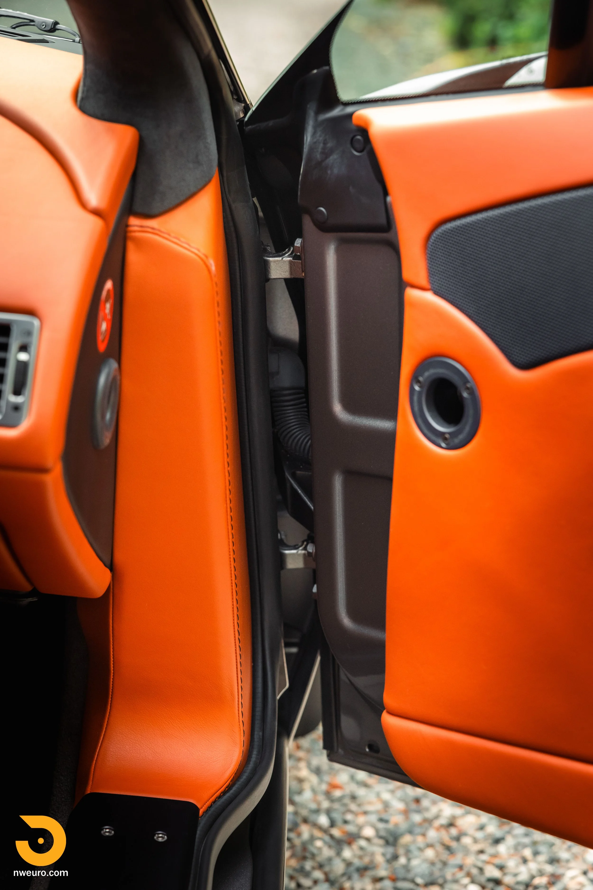 2007 Aston Martin V8 Vantage-78.jpg