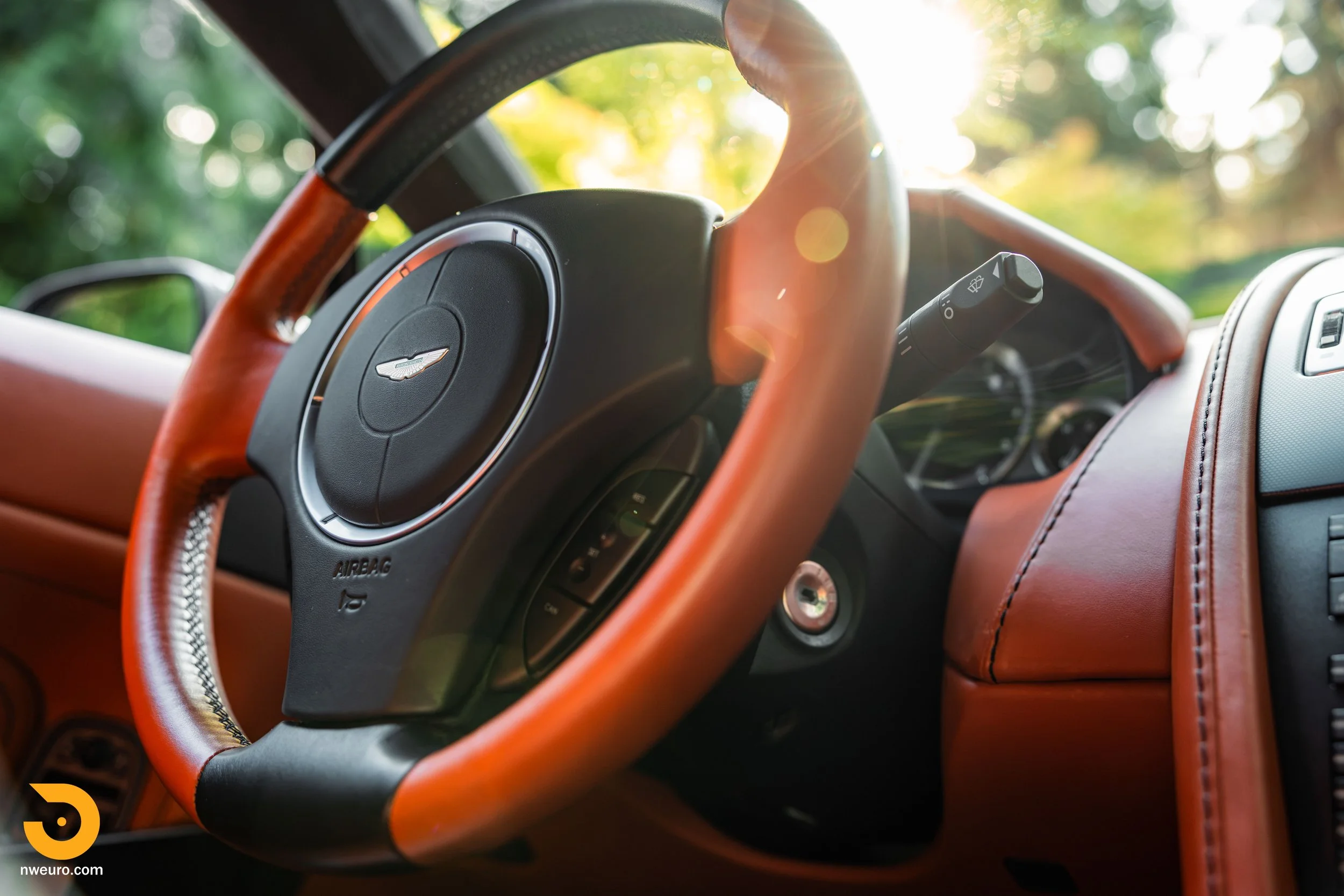 2007 Aston Martin V8 Vantage-109.jpg