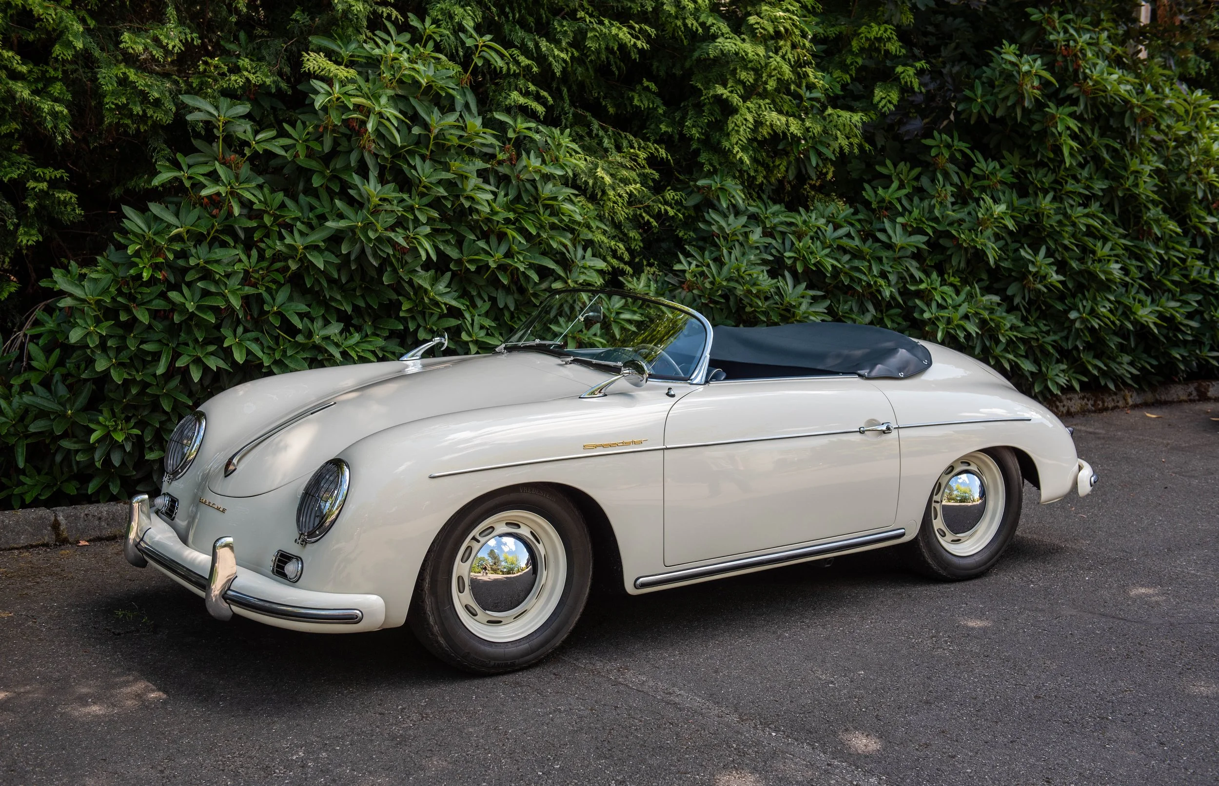 1956 Porsche 356A Speedster-10.jpg