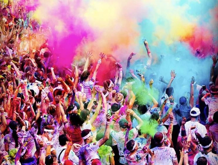 Image care of Color Run Australia – Miles Hall Solid Liquid States article by Carrie McCarthy.