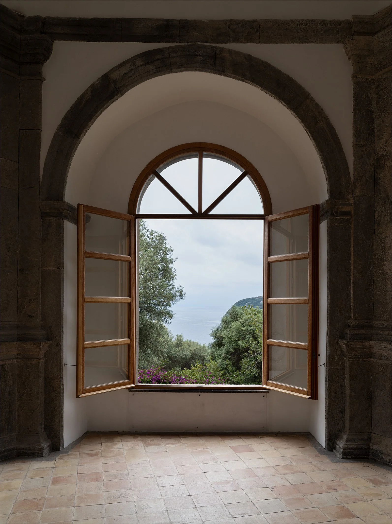 Carl Warner, The measure of spaces #22