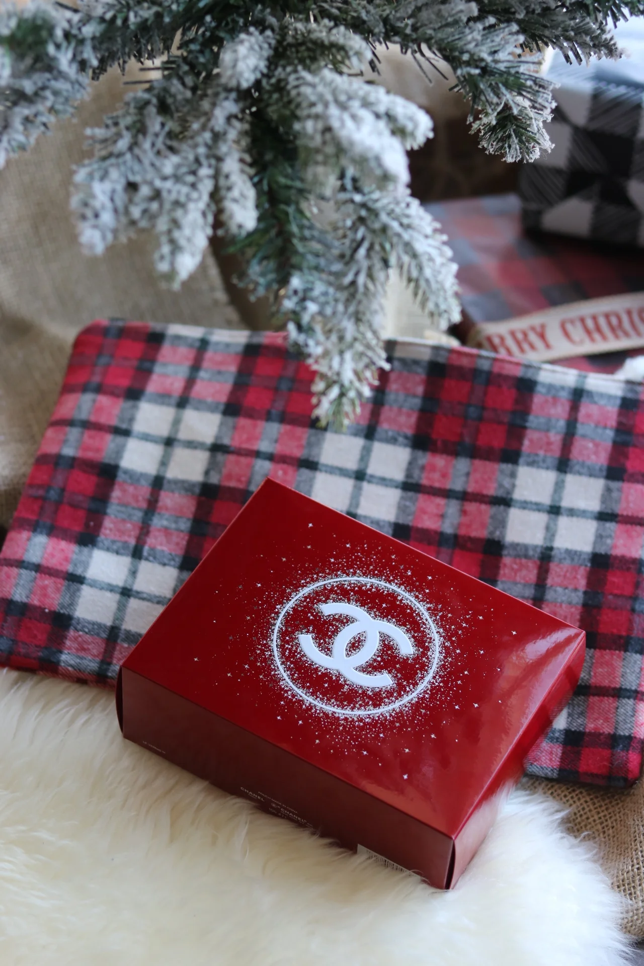 Last Minute Gifting with a Chanel Gift Set