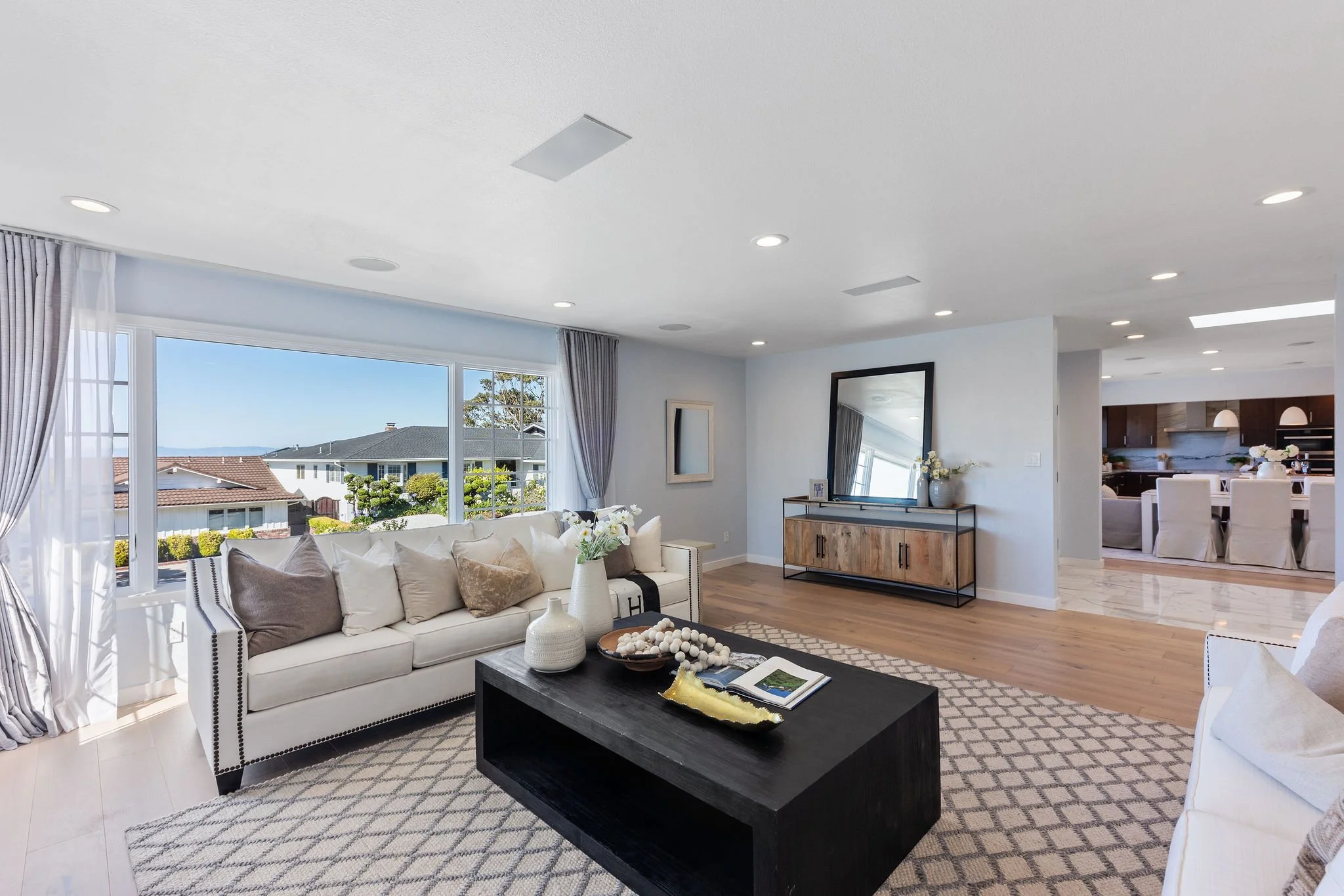 livingroom11.JPG