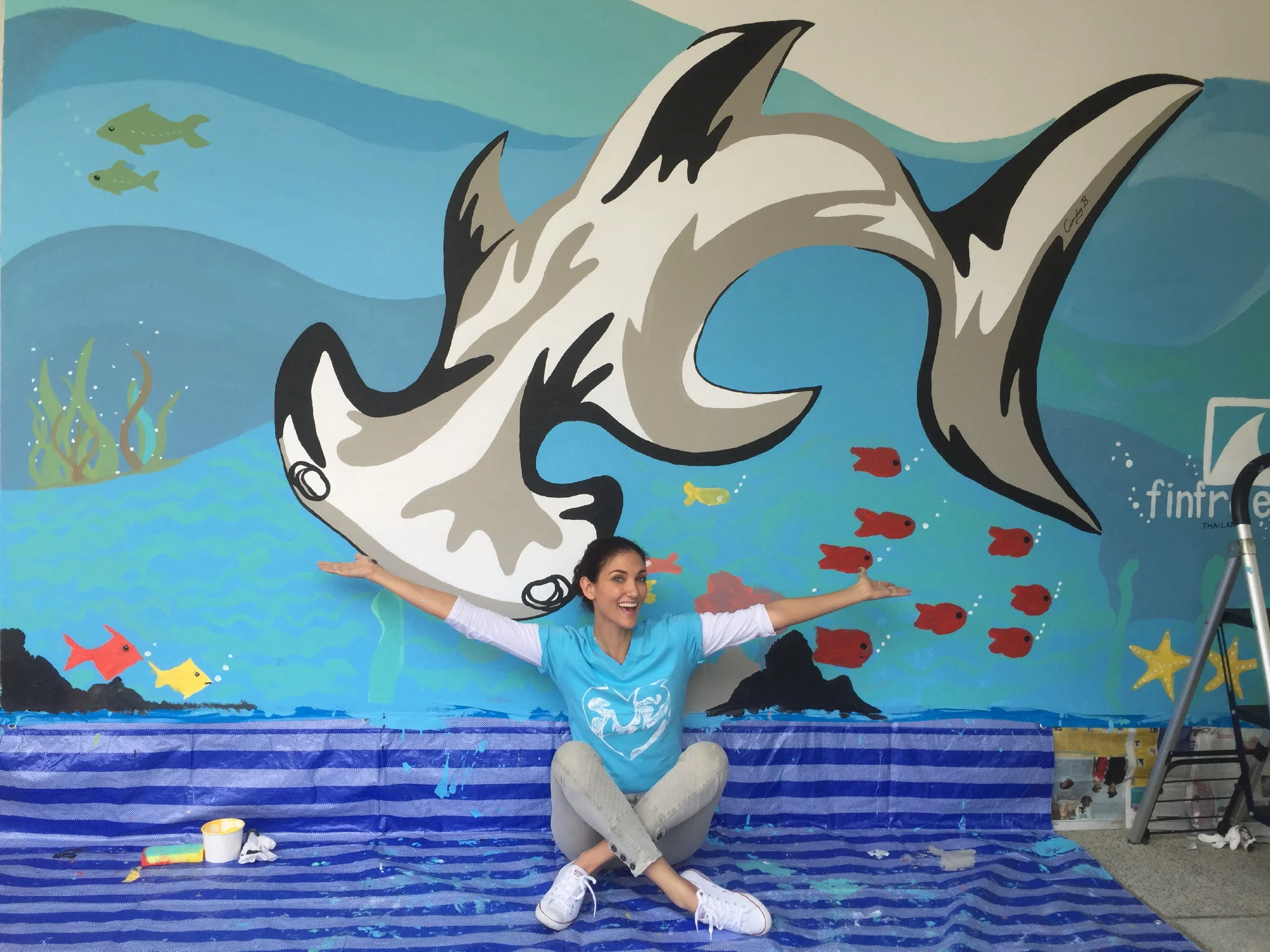 LET’S PAINT A SHARK!